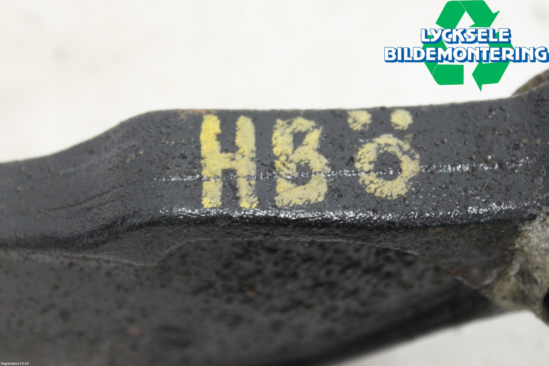 Volvo V90 17->> Bärarm Bak Övre Höger