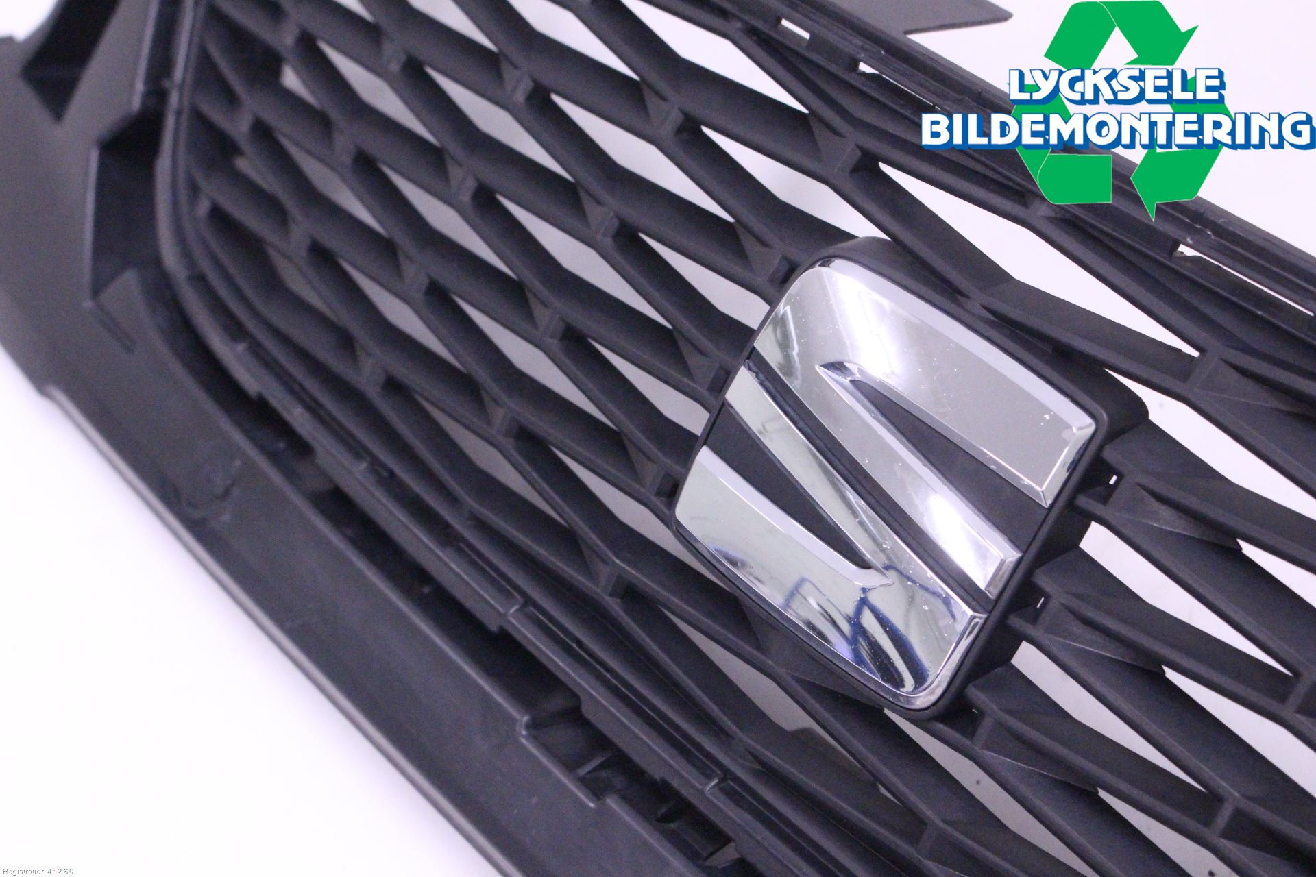 Seat LEON 13-20 Grill Komp