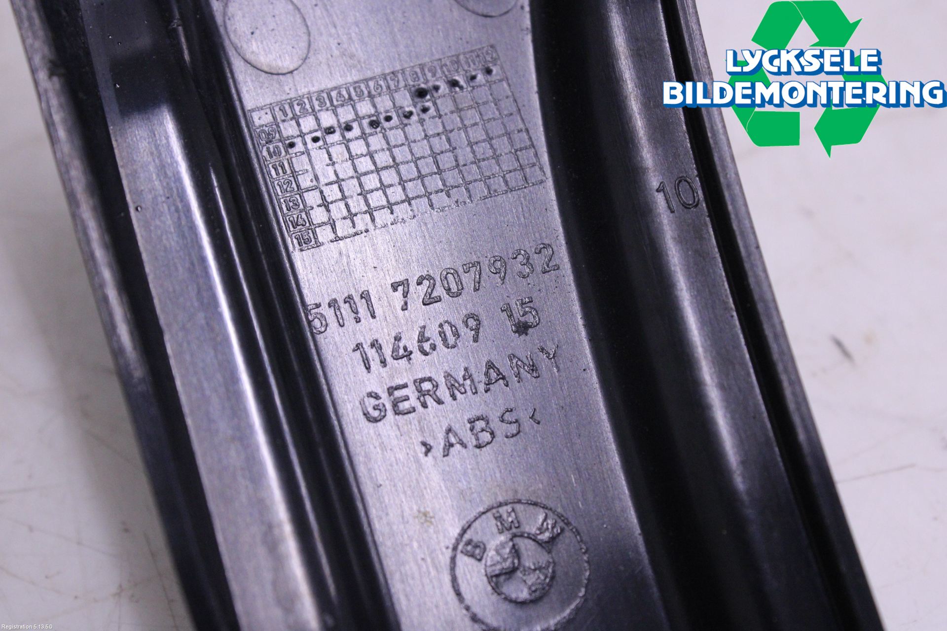 BMW 5 F10/F11/F18 09-17 Stötfångarfäste Fram Hö