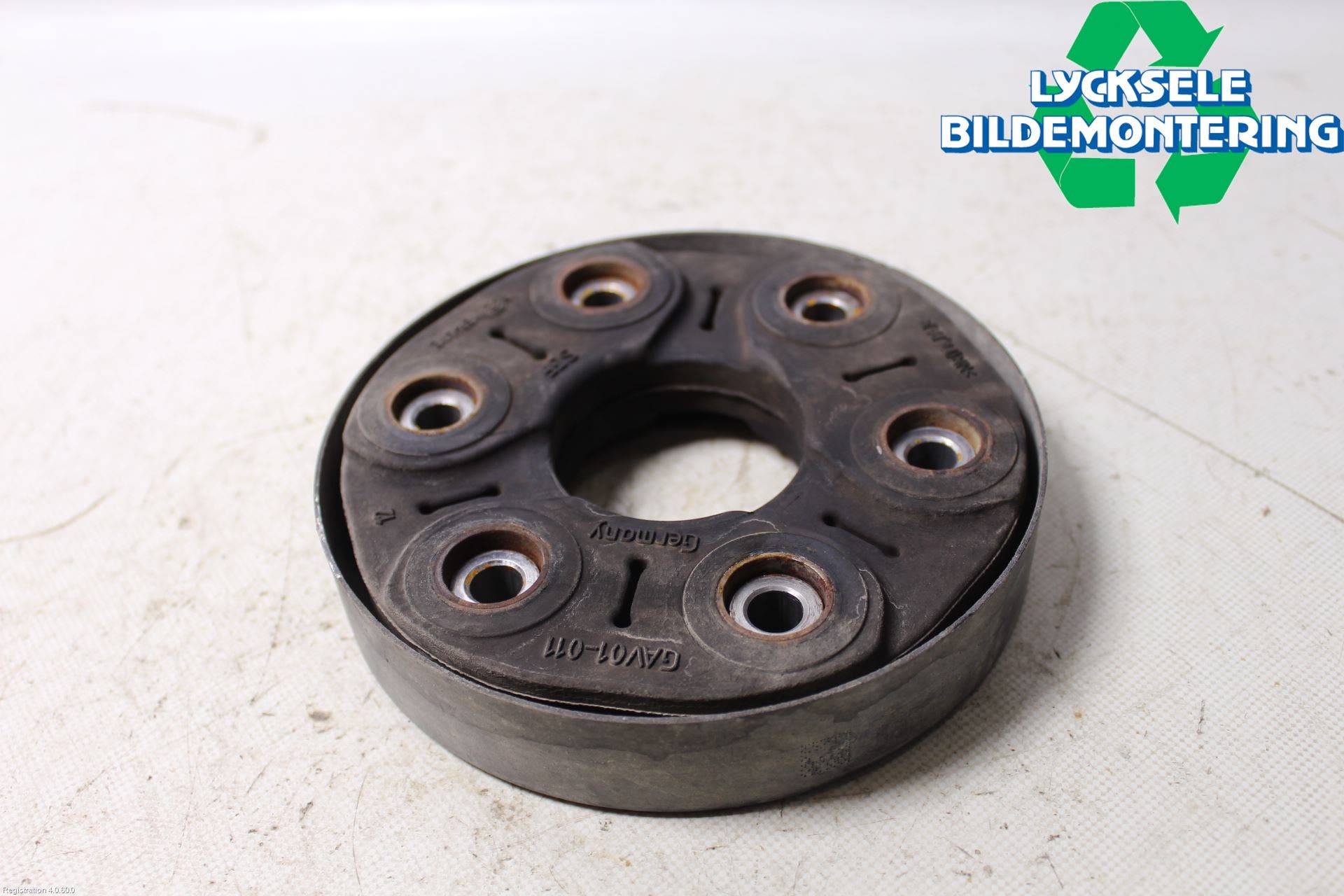 Skoda OCTAVIA (5E) 13-20 Mellanaxel Gummiknut