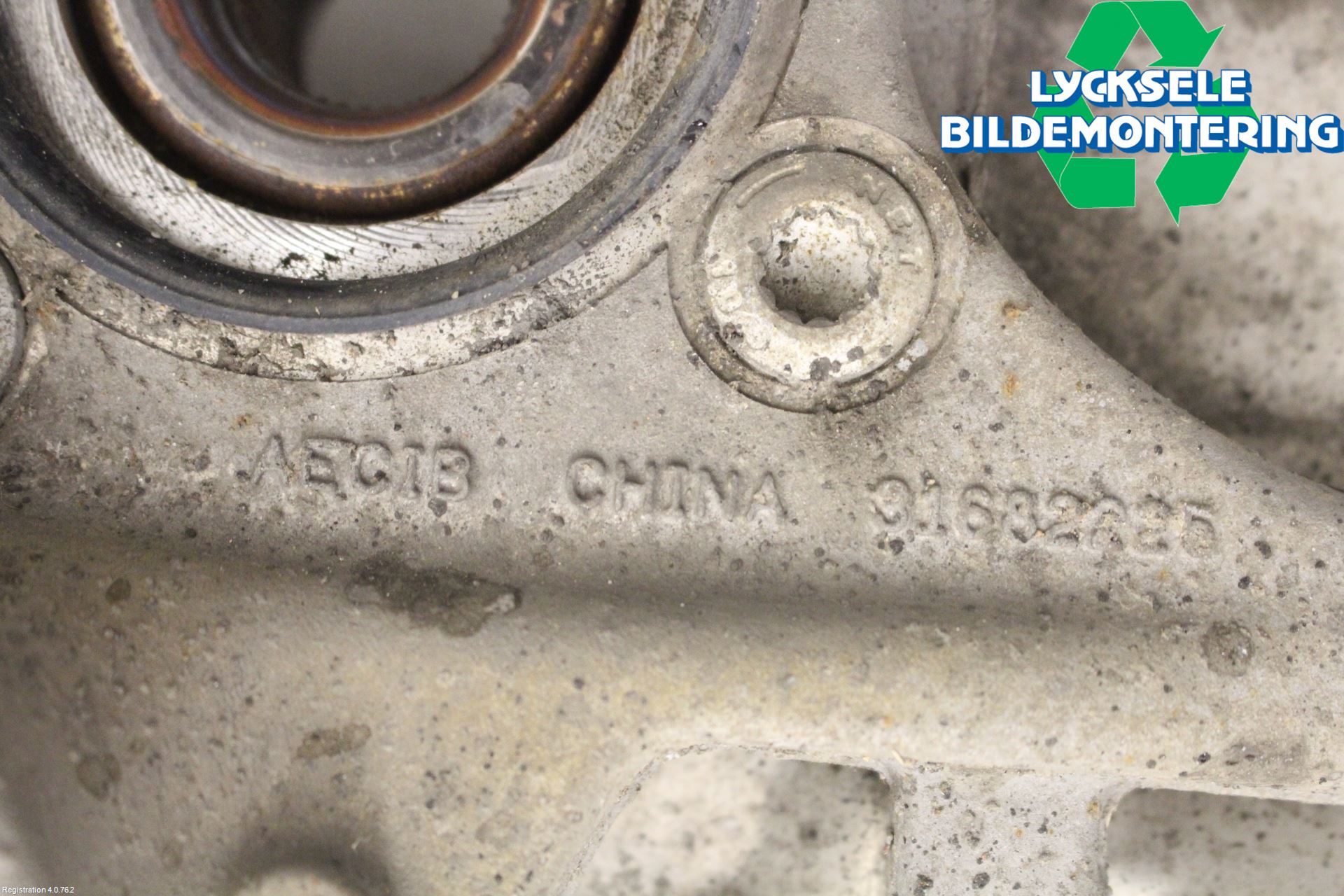 Volvo V90 17->> Styrspindel Lagerhus Vä