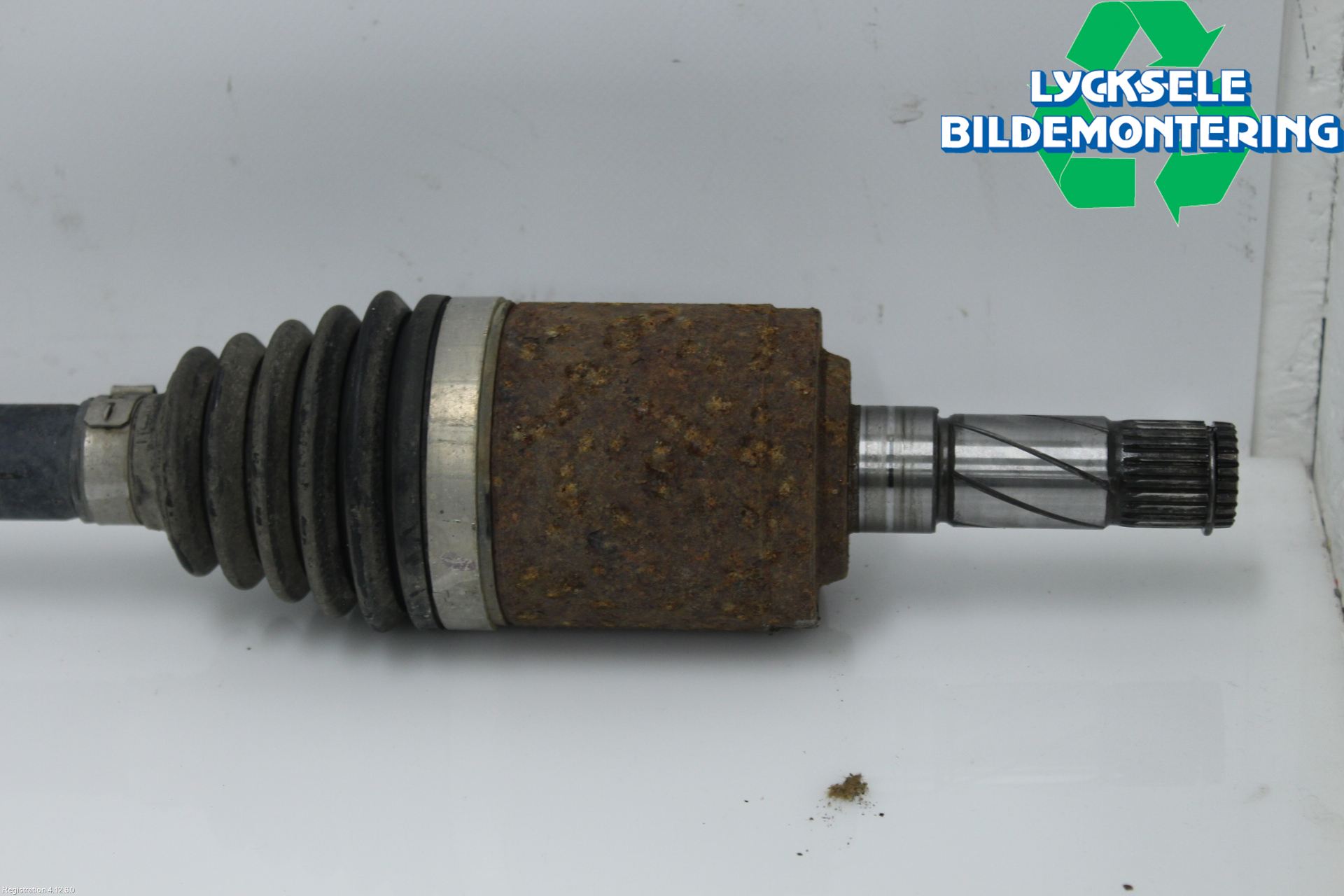 Volvo XC70 08-13 Drivaxel Bak Höger