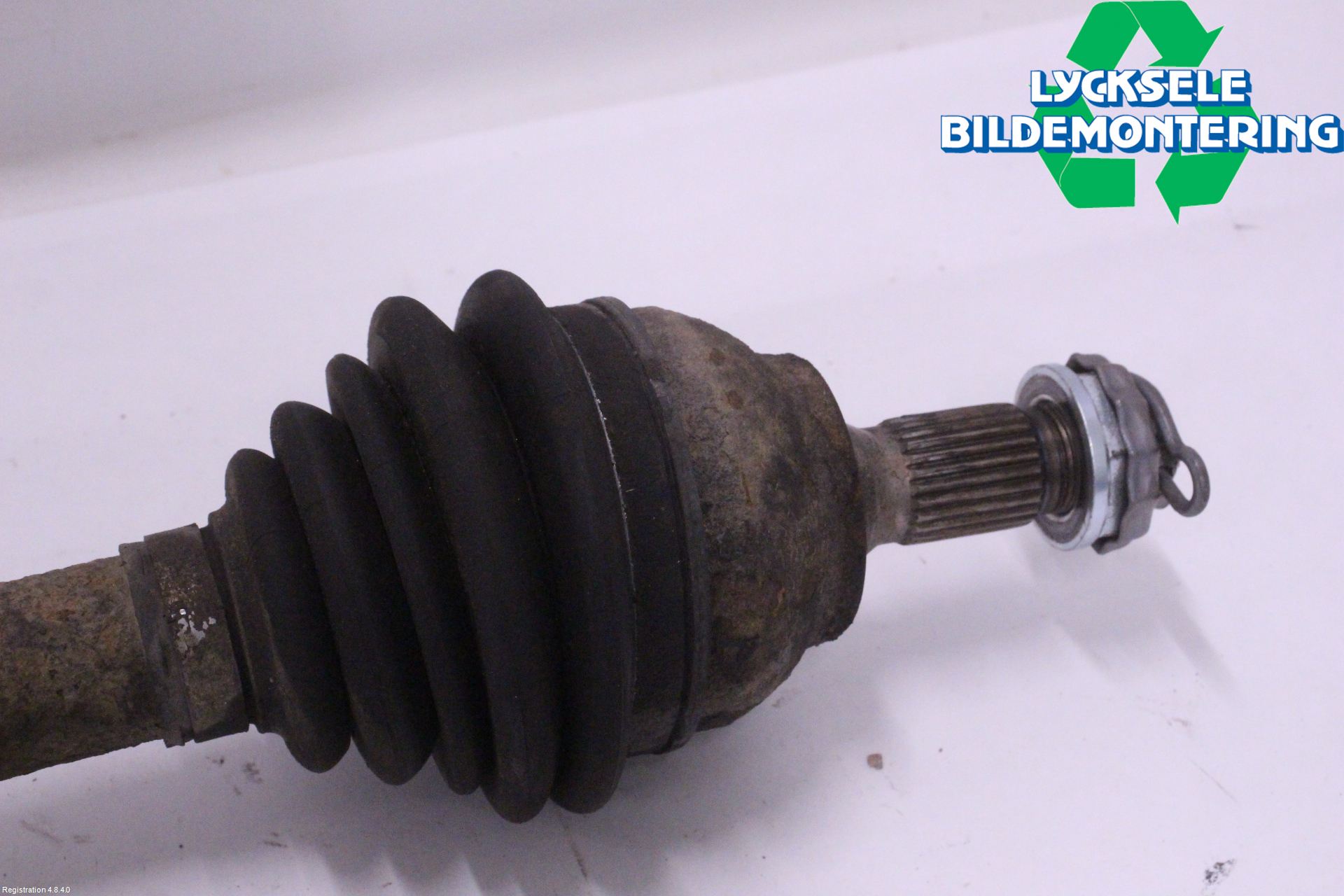 Peugeot 308 08-13 Drivaxel Fram Vänster