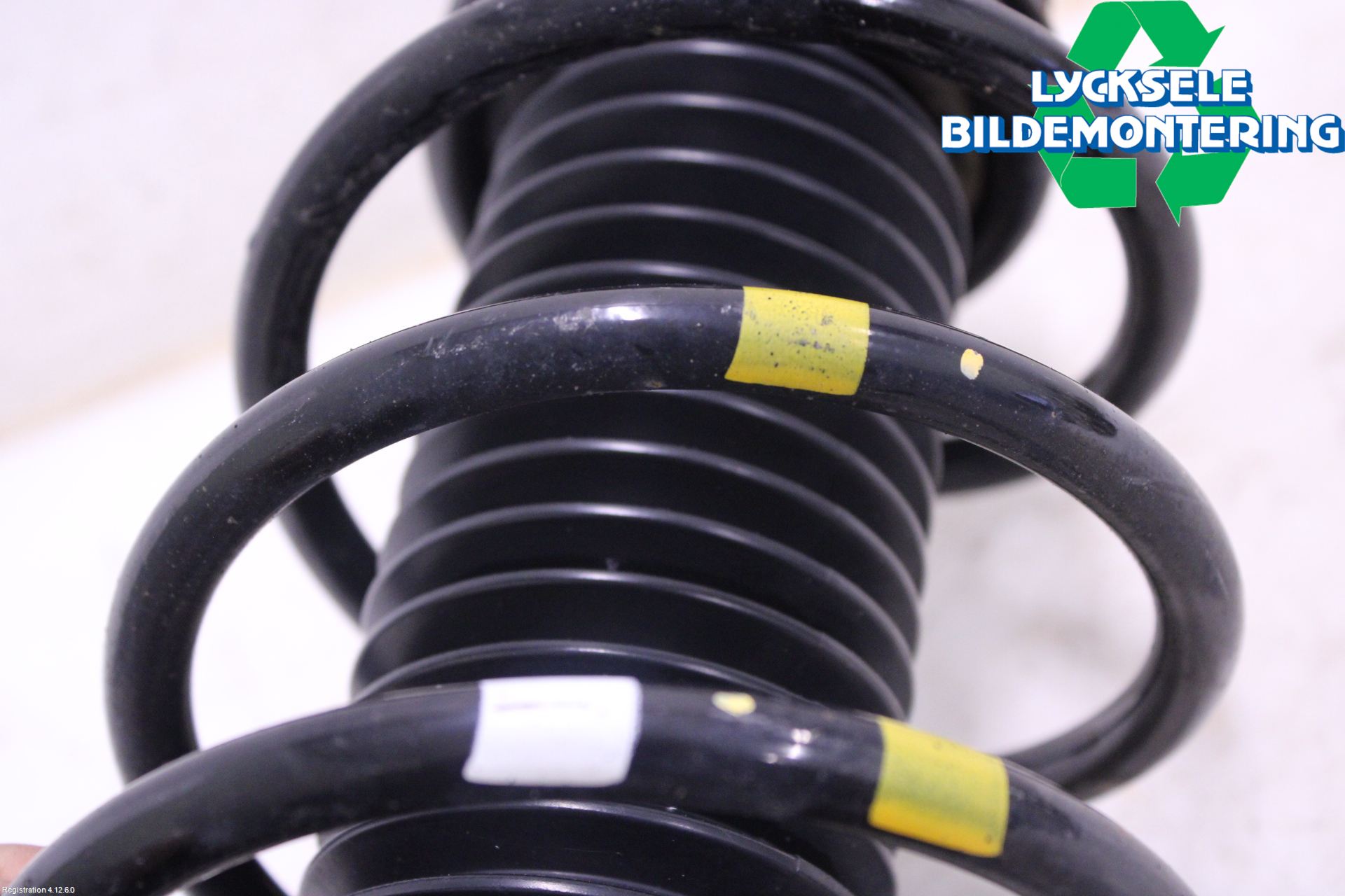 Kia STONIC 18->> Fjäderben Fram Vänster