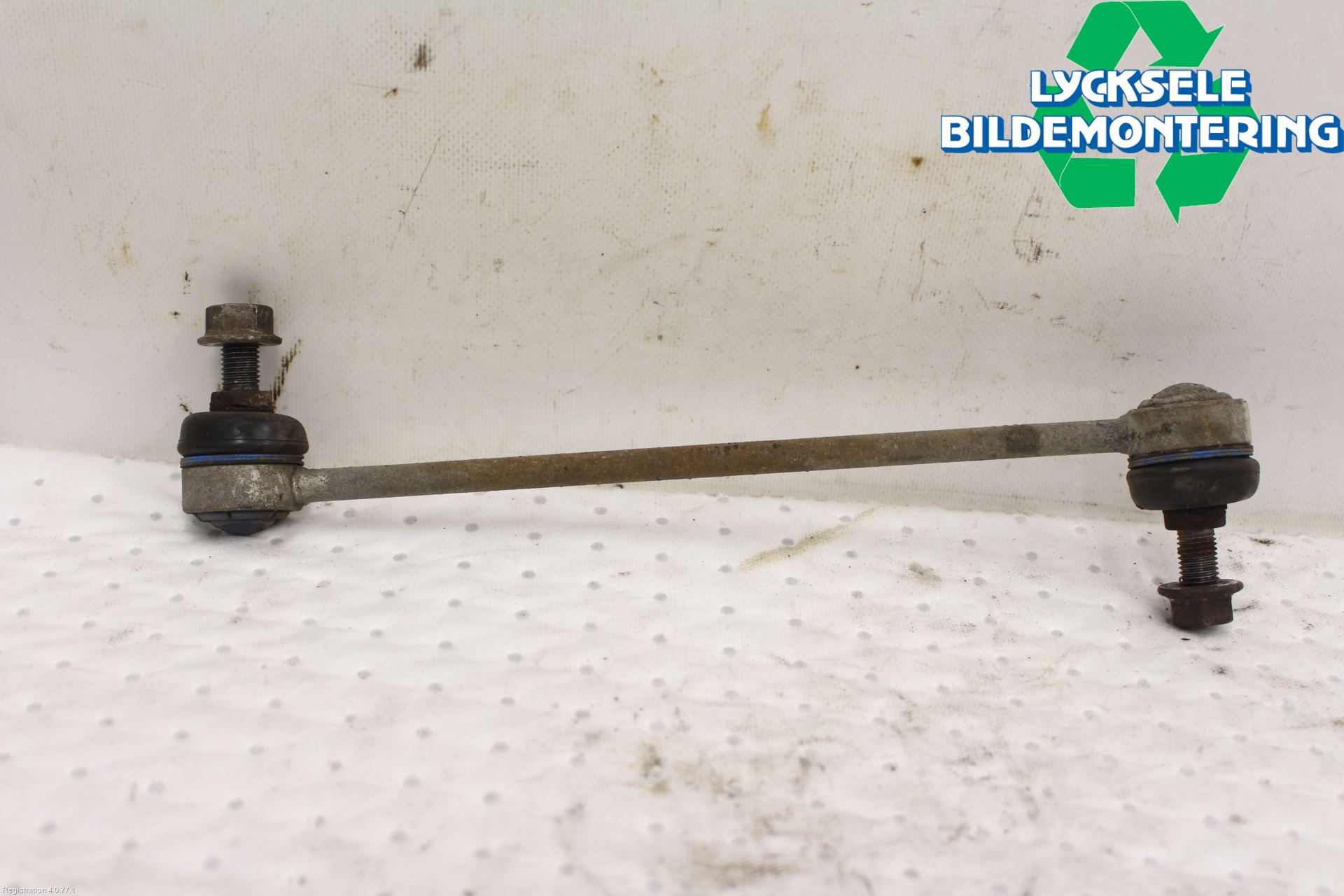 Ford TRANSIT SKÅP/BUSS 14-22 Krängningshämmarstag Fram