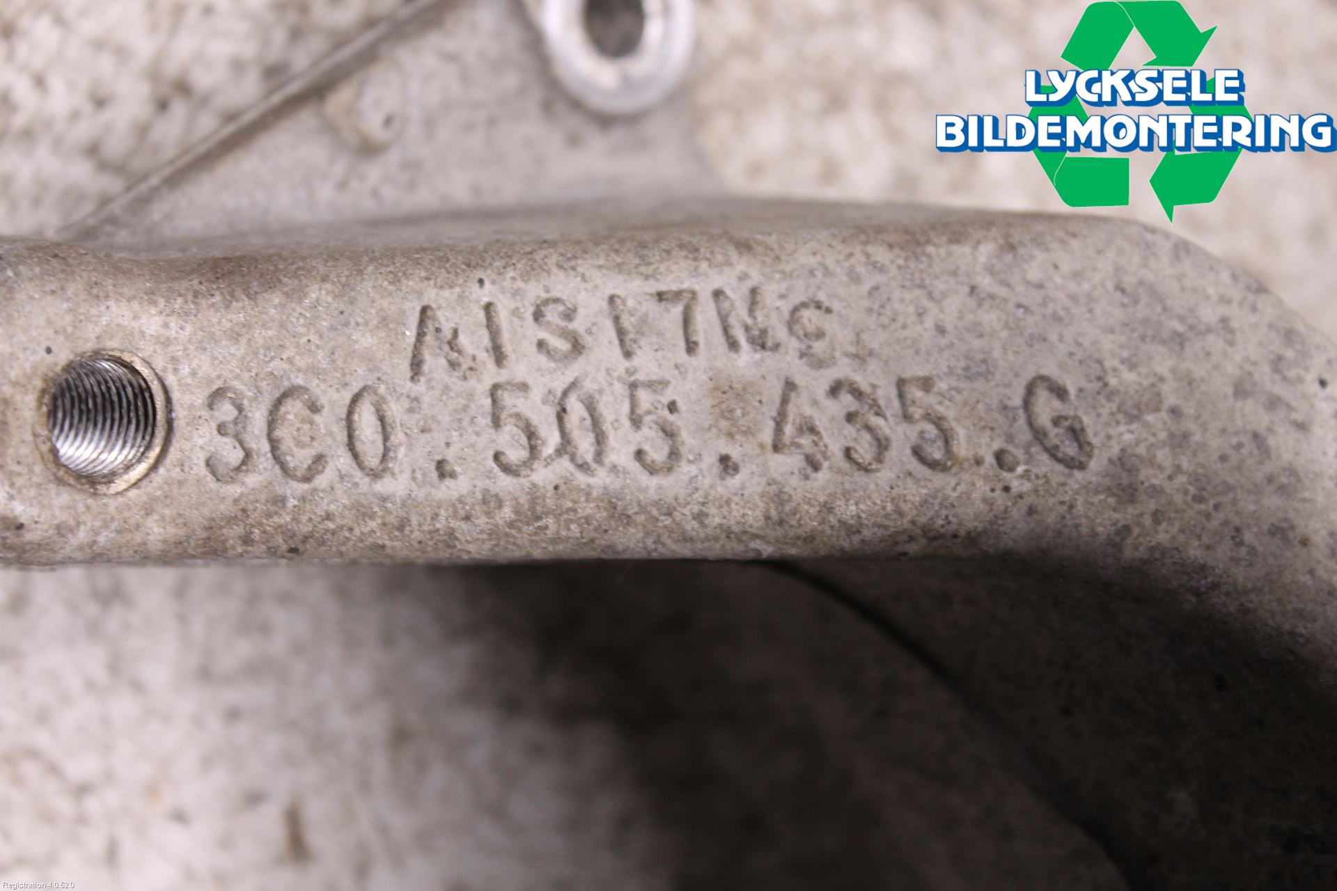 Audi Q3 8U 12-18 Hjullagerhus Bak Vä