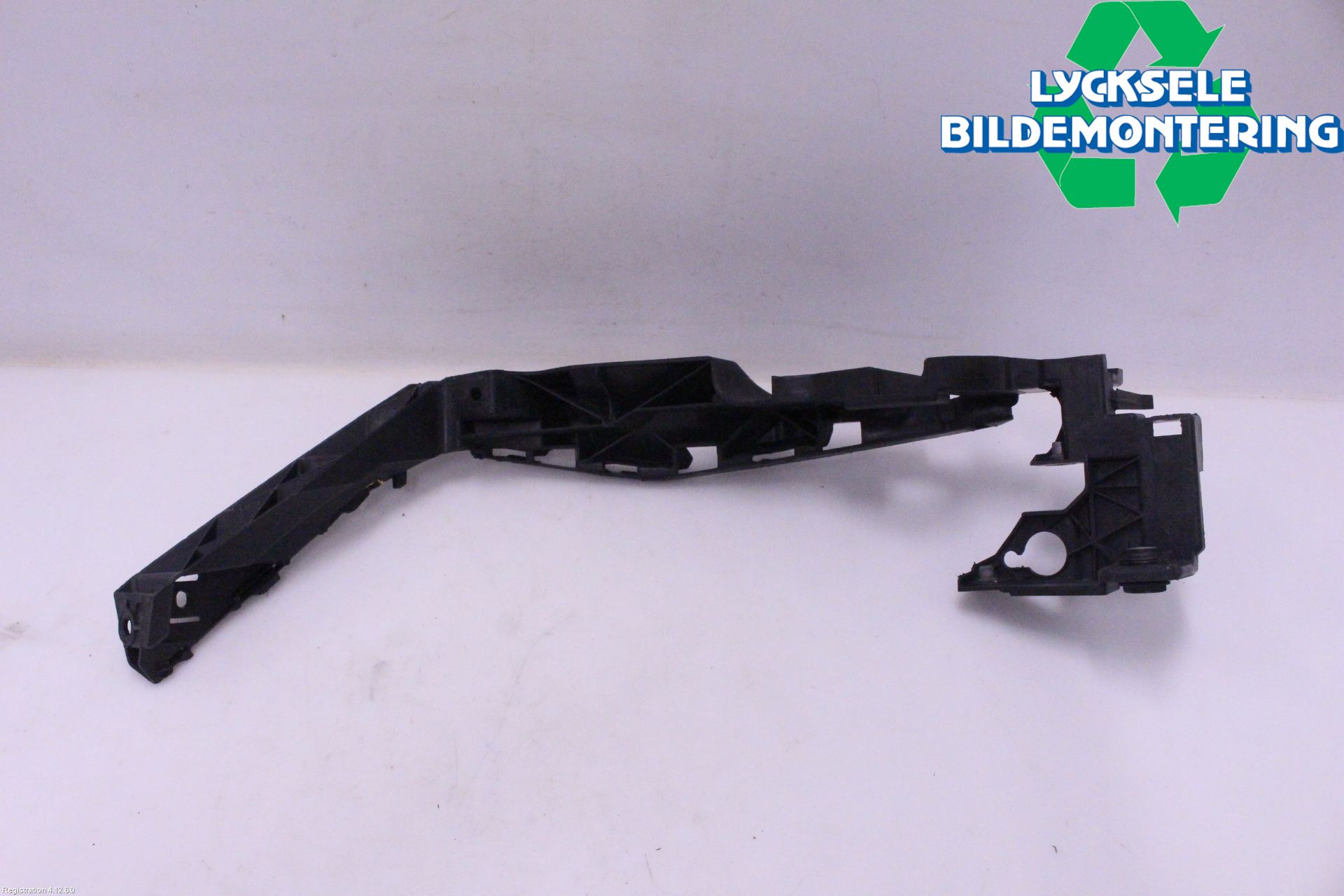 Seat LEON 13-20 Strålkastarsarg Höger