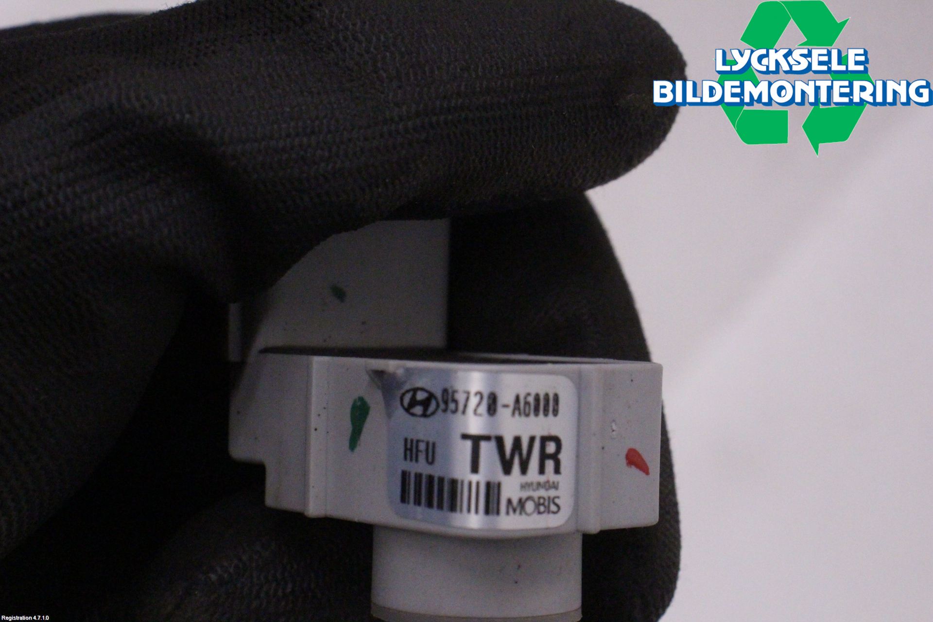 Hyundai i30 GD 13-17 Parkeringshjälp Frontsensor