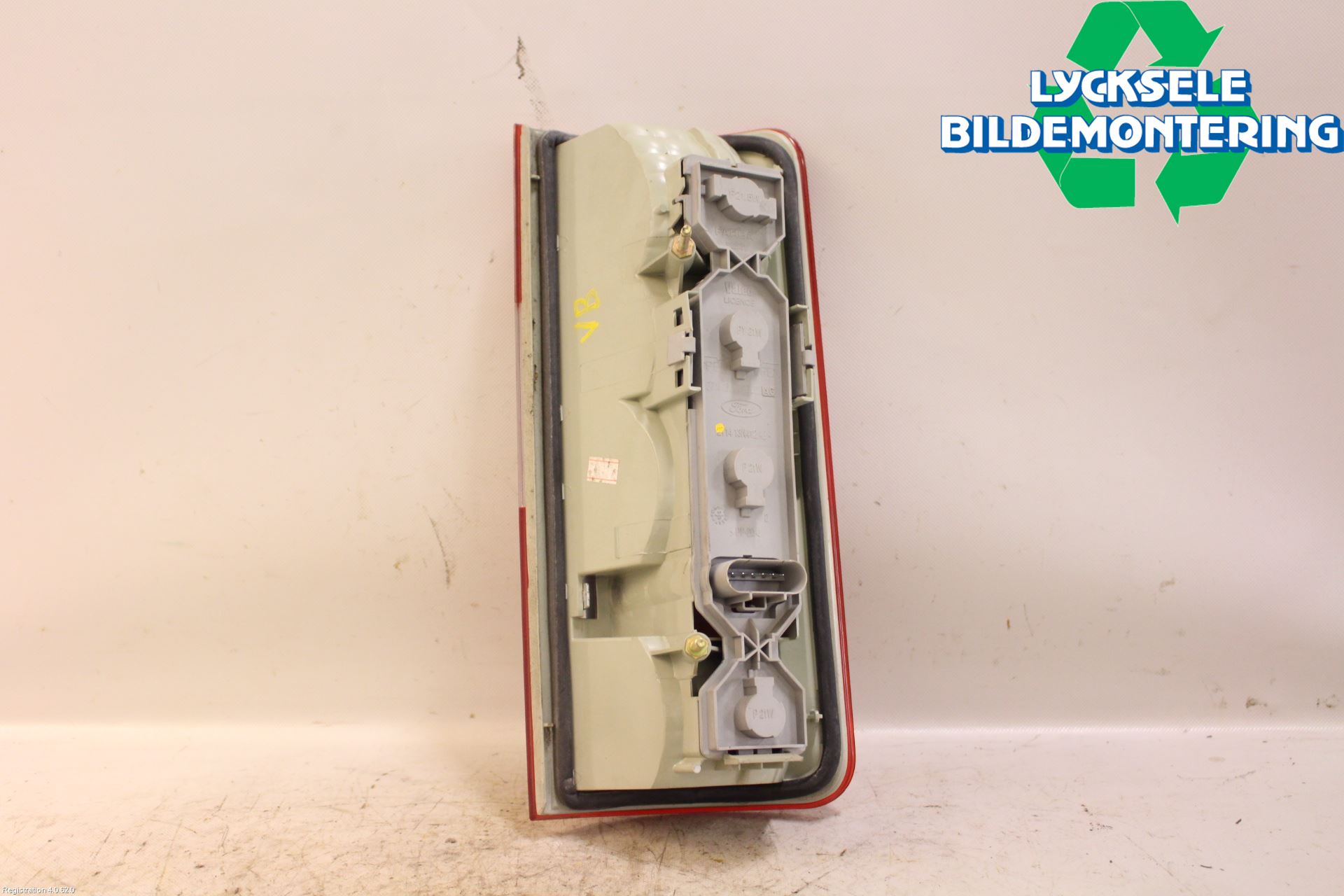 Ford TRANSIT CONNECT 03-08 Bakljus Vänster