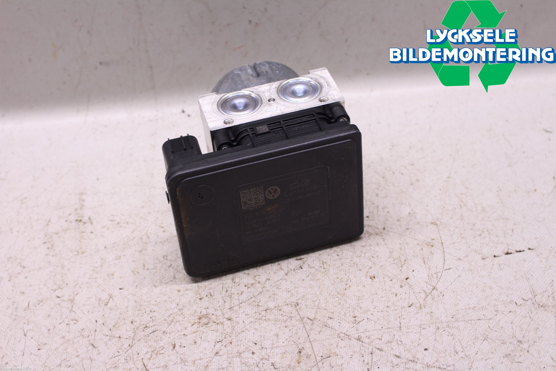 Volkswagen VW PASSAT 15-19 Abs Hydraulaggregat