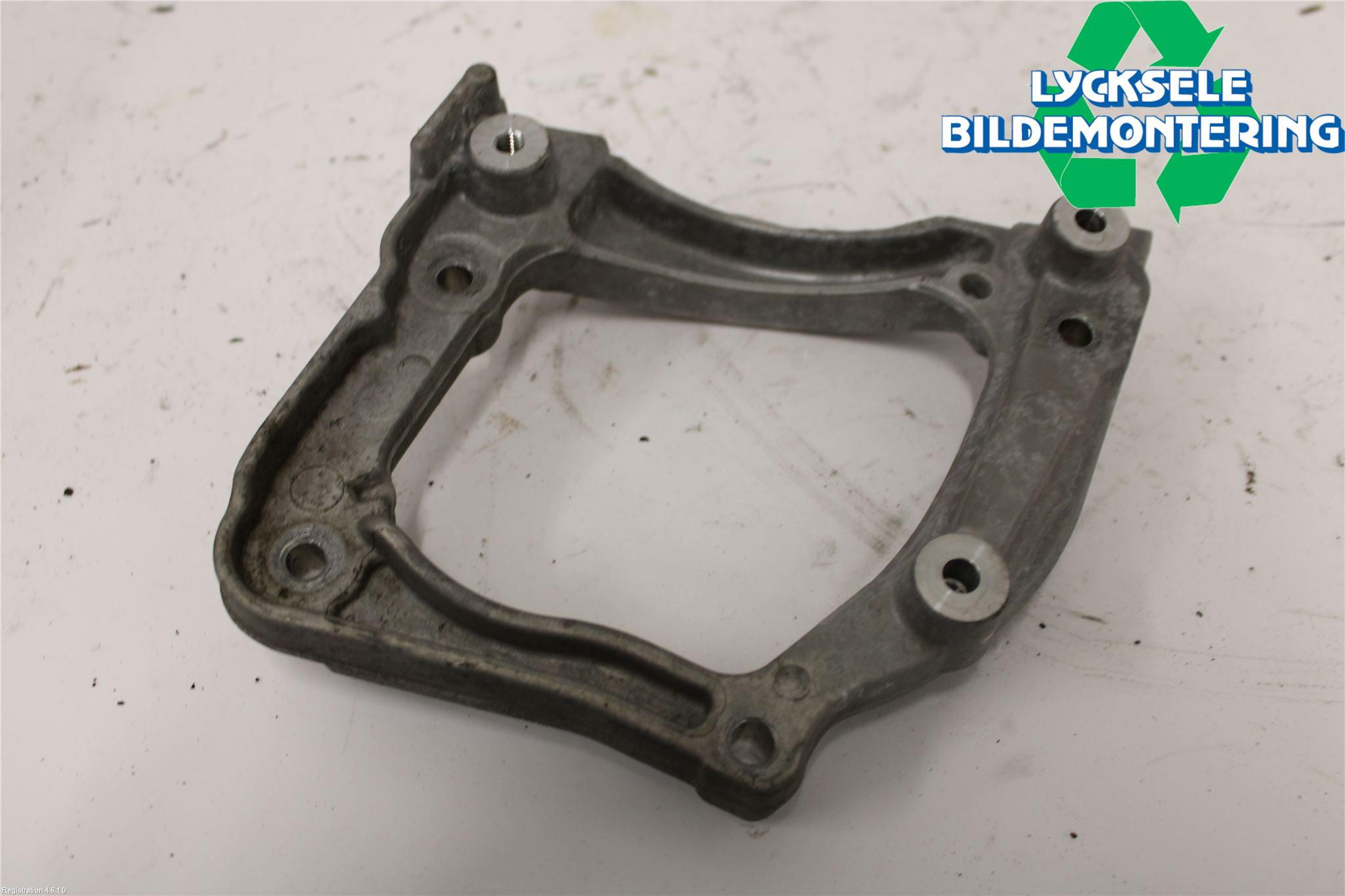 Peugeot 208/E-208 20- Ac Kompressor-Fäste