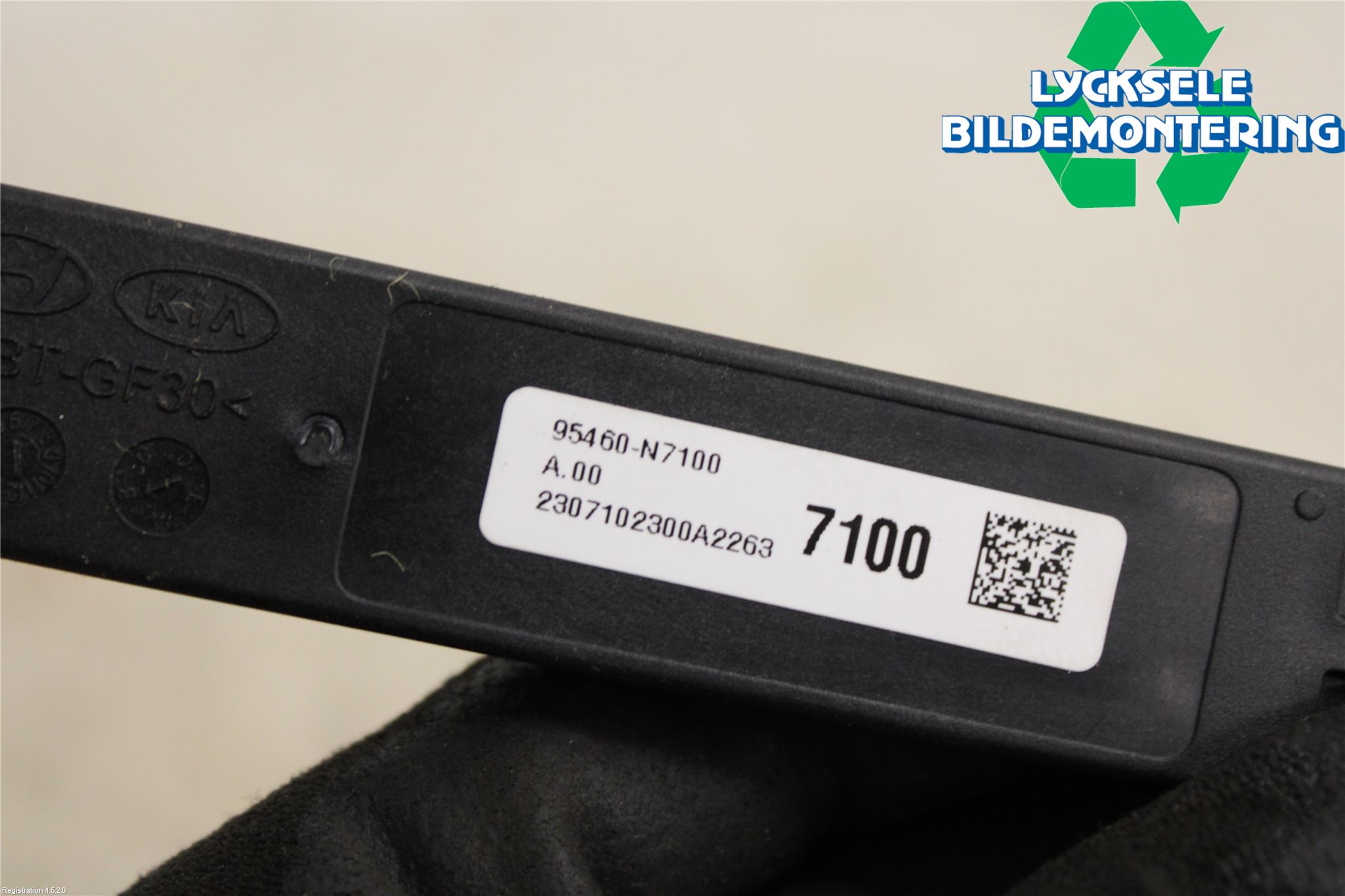 Hyundai TUCSON 05- Antenn El