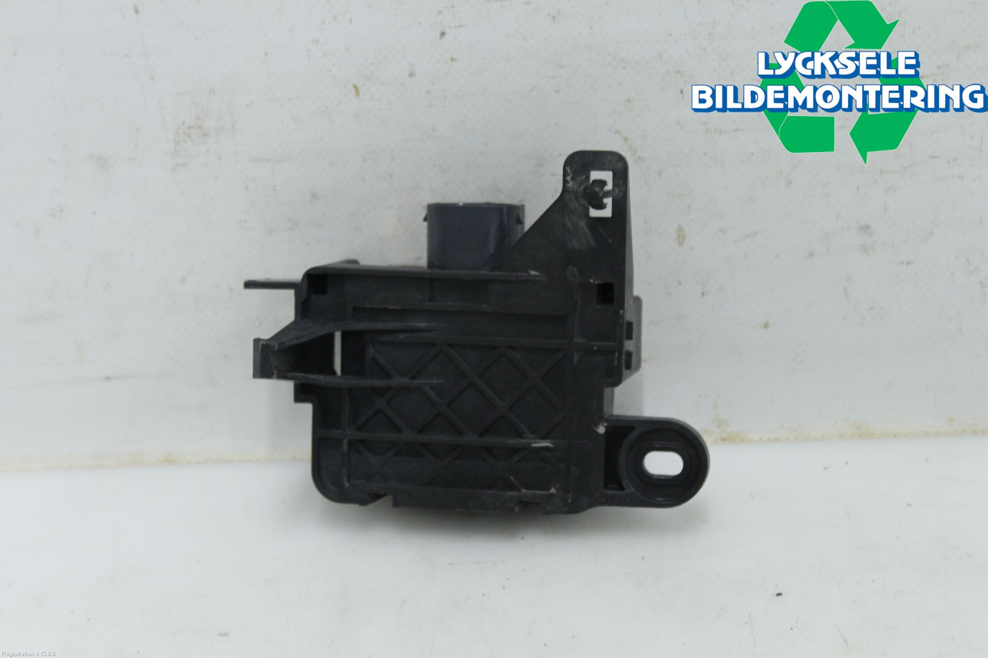 Volkswagen VW PASSAT 15-19 Sensor Aktivt Kollisionsskydd