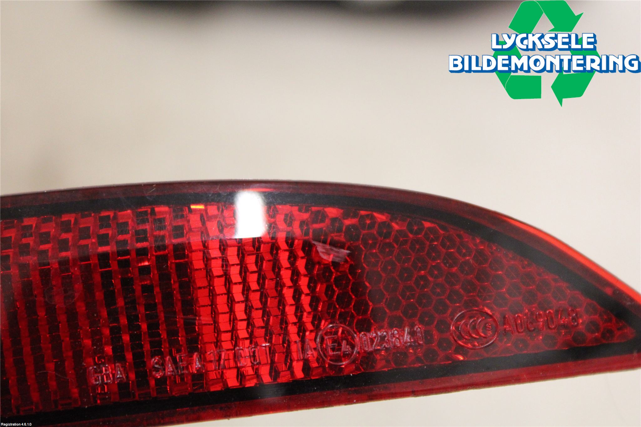 Audi A6 F2/C8 19- Dimljus/Reflex Bak