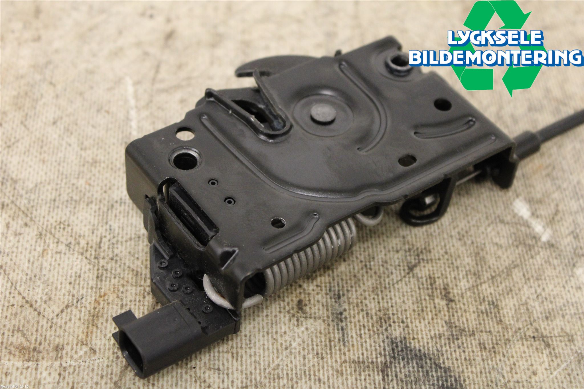 Ford MUSTANG Mach-E 21- Huvlås