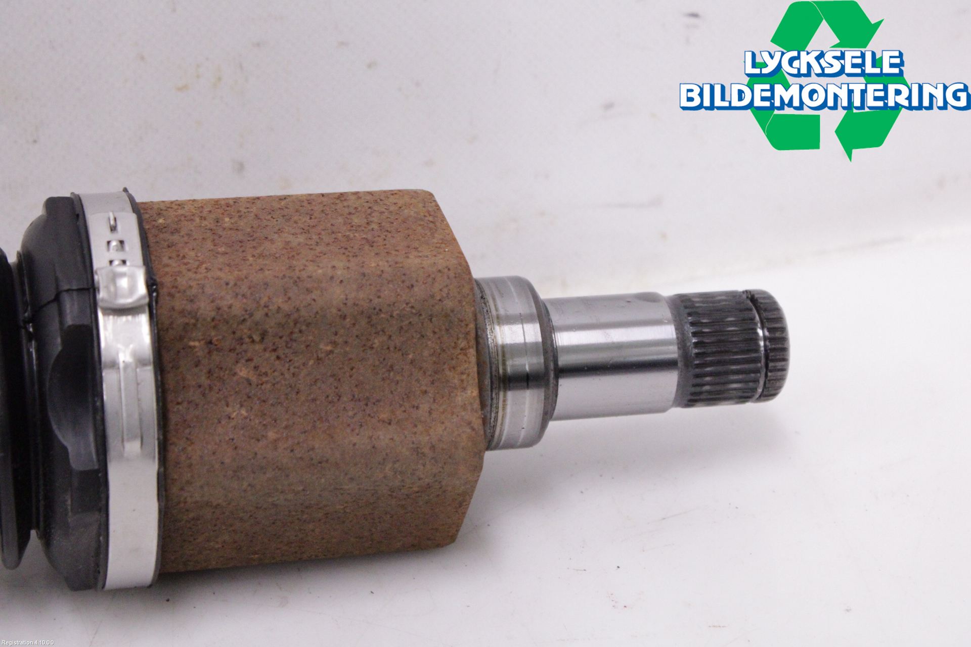 Volkswagen VW ID.4 21- Drivaxel Fram Höger