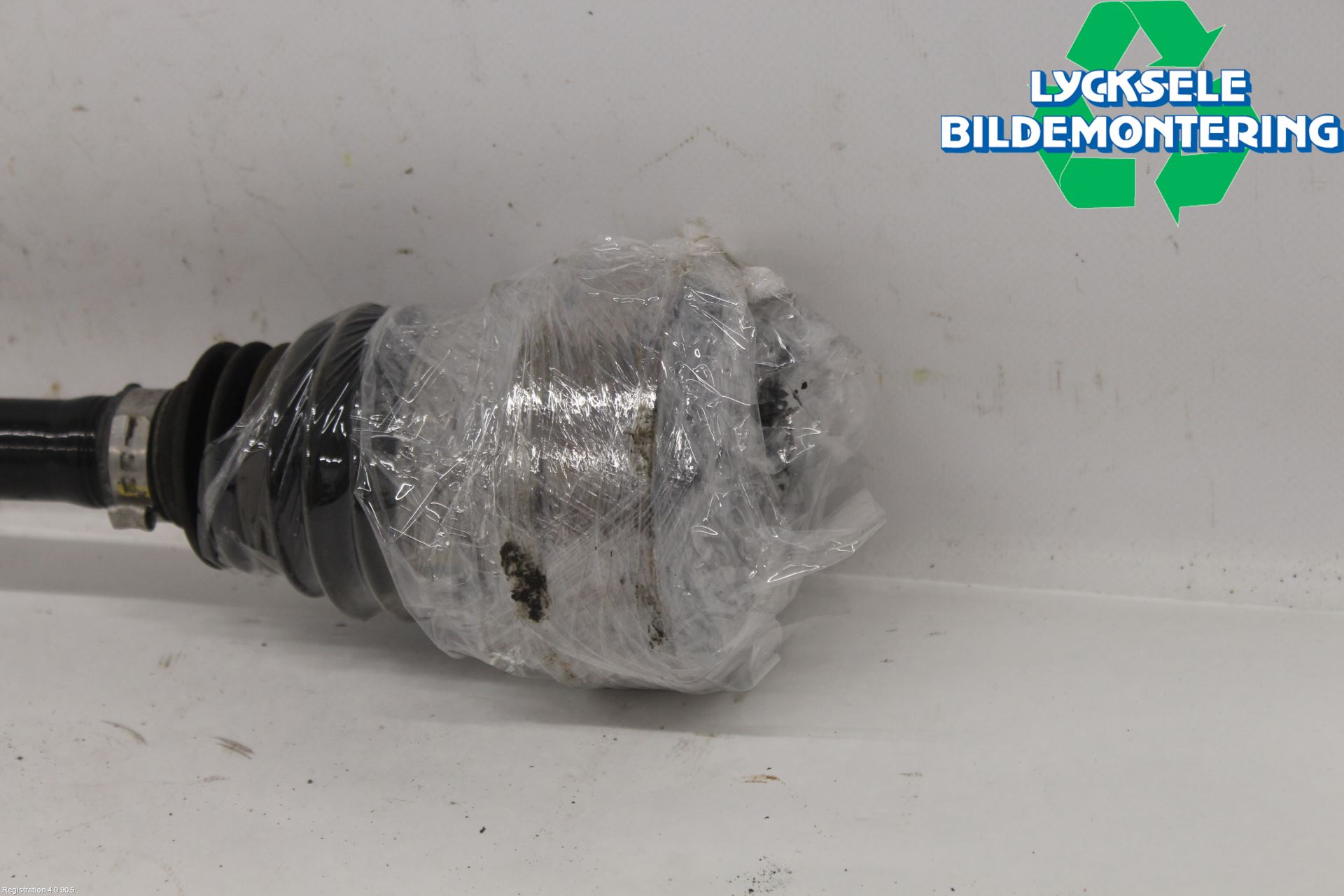 Volkswagen VW CADDY 21- Drivaxel Bak Höger