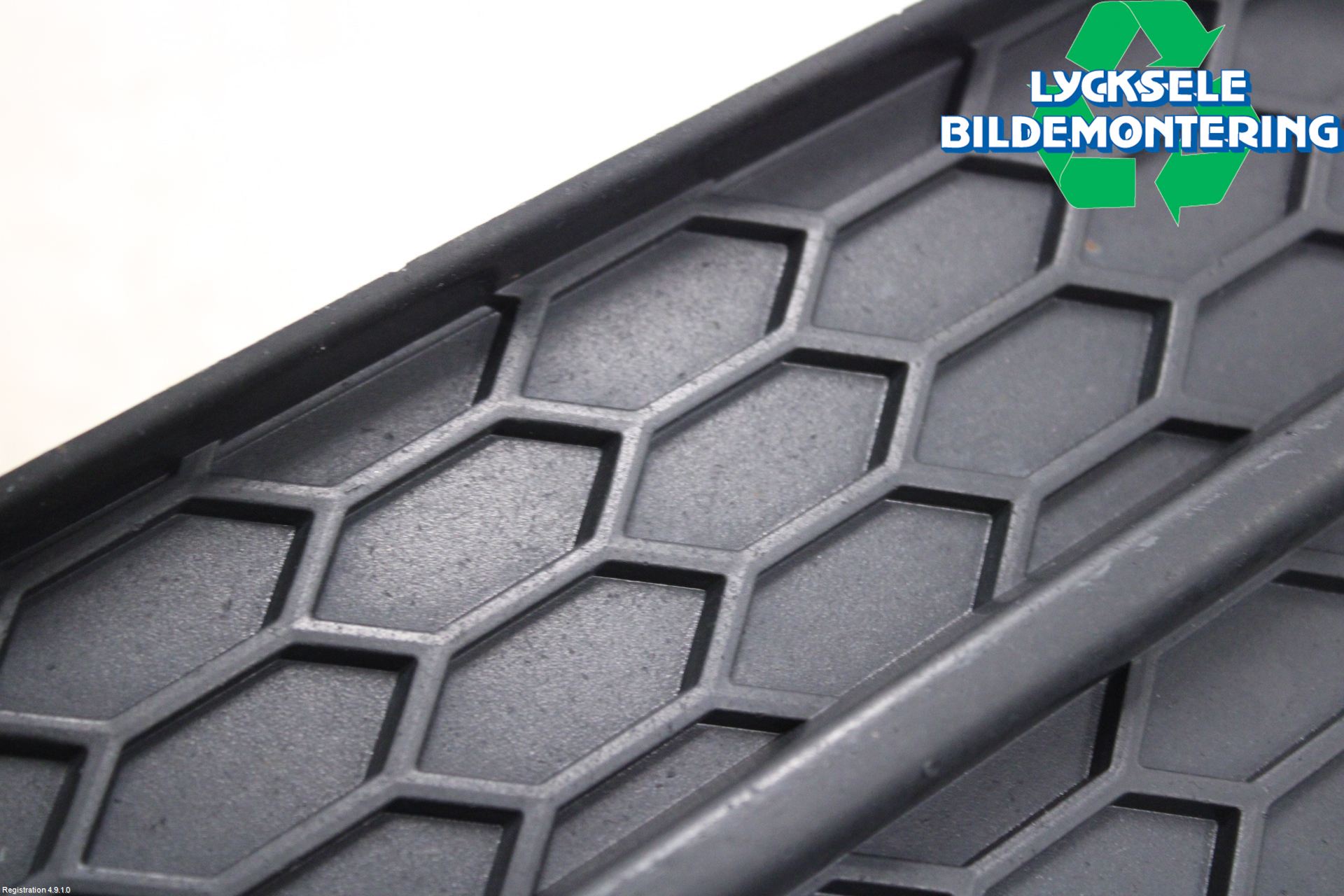 Audi A5 07-16 Dimljussarg Fram