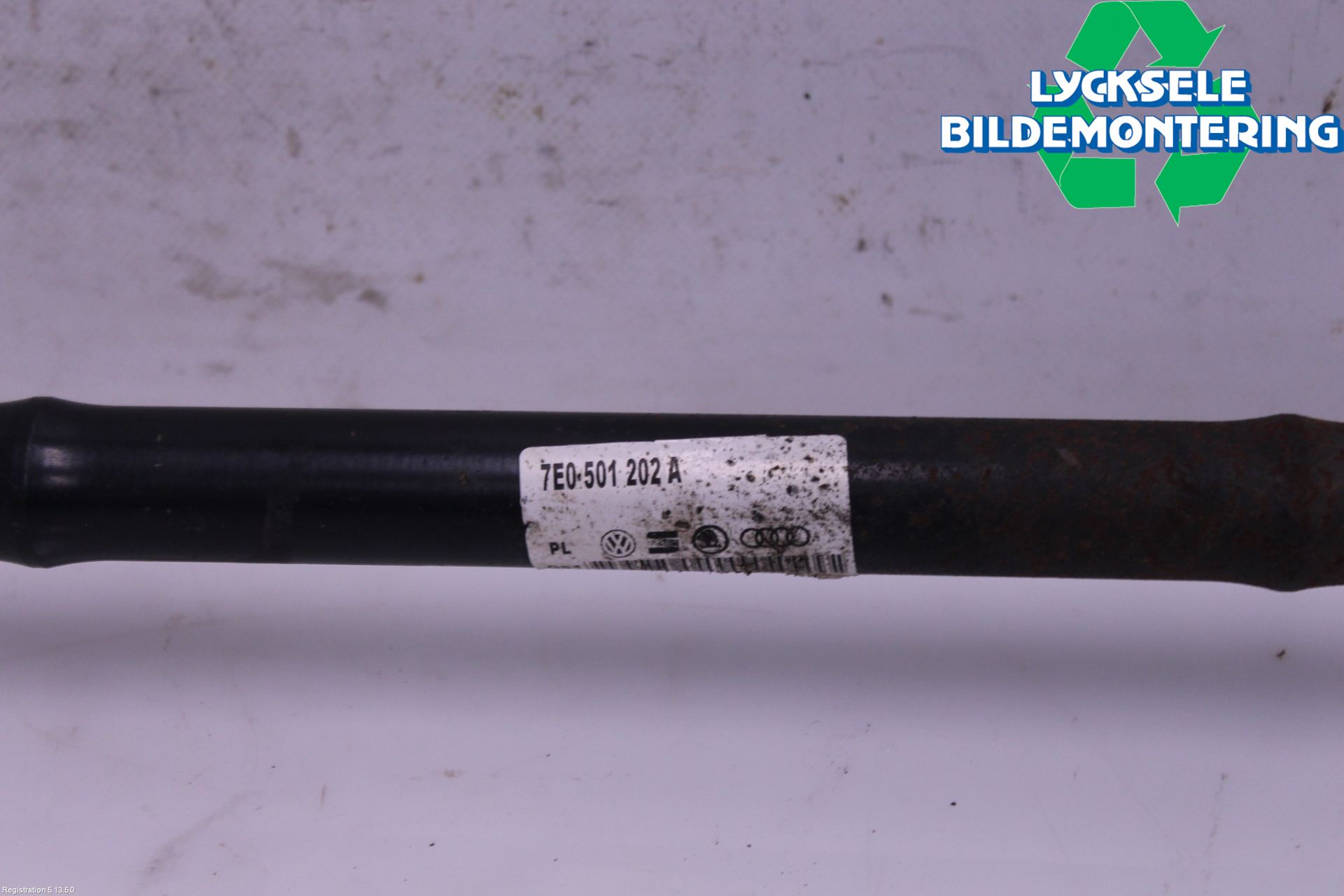 Volkswagen VW TRANSP/CARAVELLE (T6) 16-22 Drivaxel Bak Höger