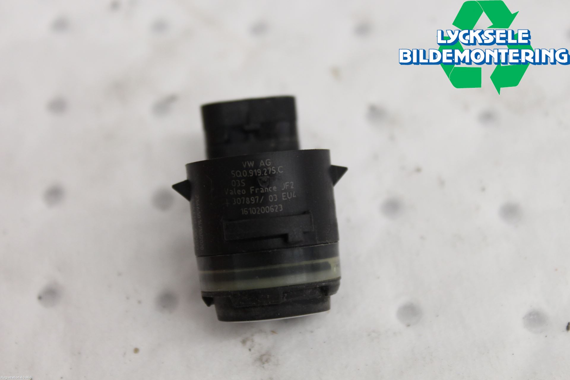 Audi A1 19- Parkeringshjälp Frontsensor