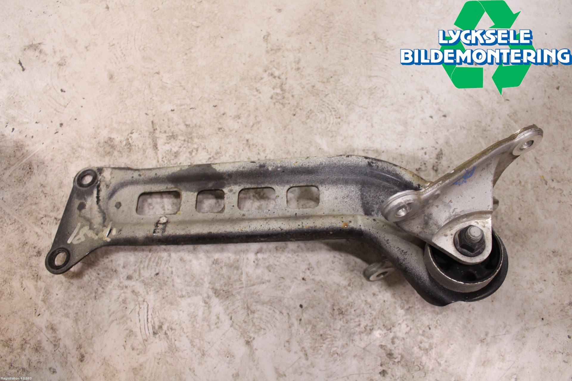 Opel INSIGNIA 17- Bärarm Bak Höger