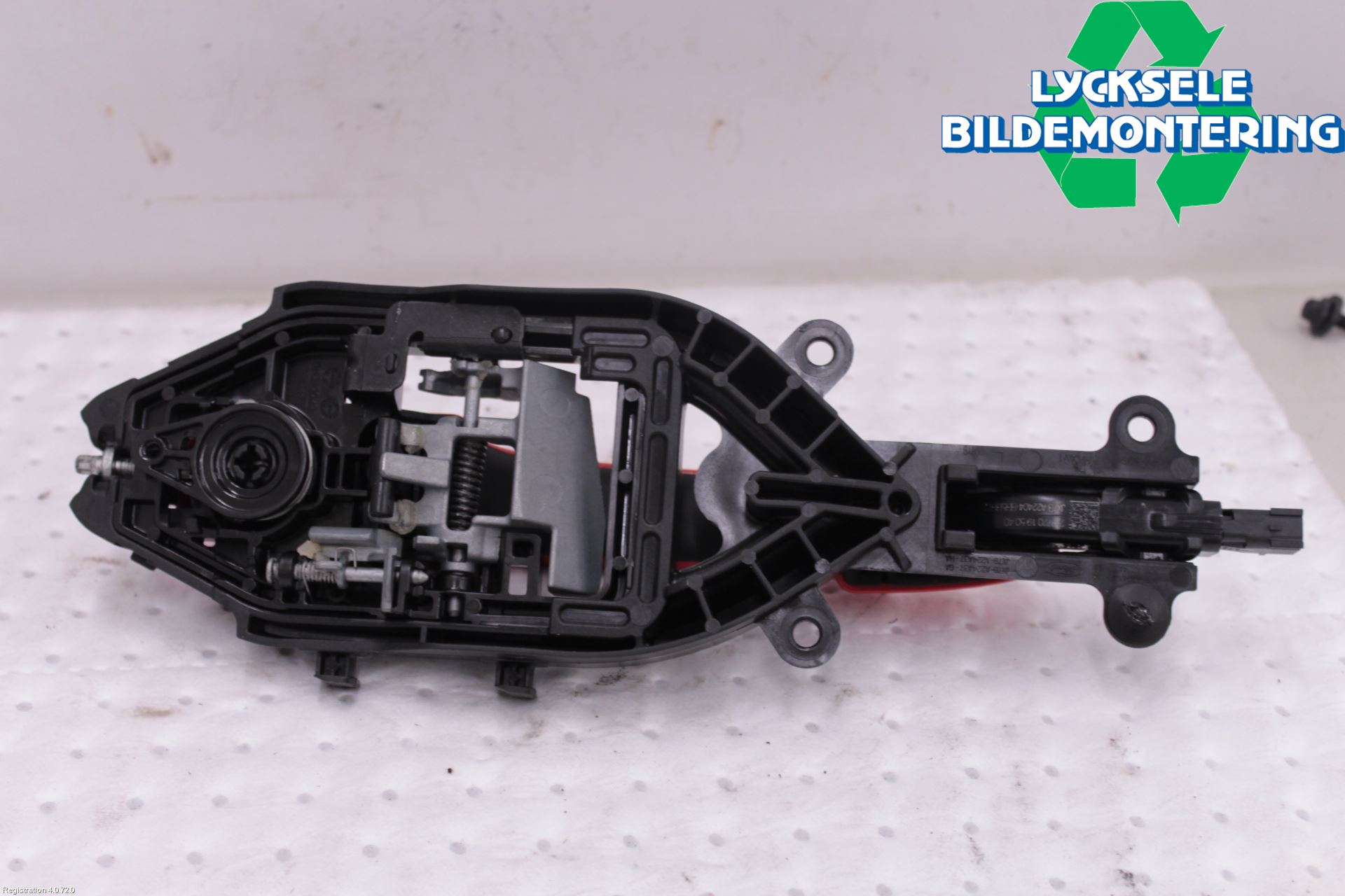 Ford FOCUS 19- Dörrhandtag Yttre Vä