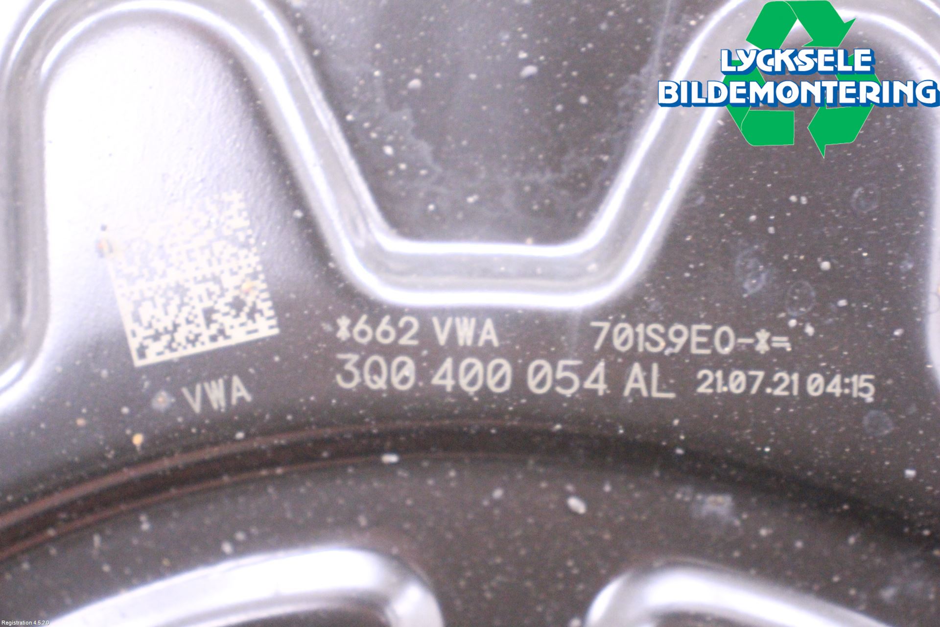 Volkswagen VW PASSAT 20-24 Bromssköld Fram