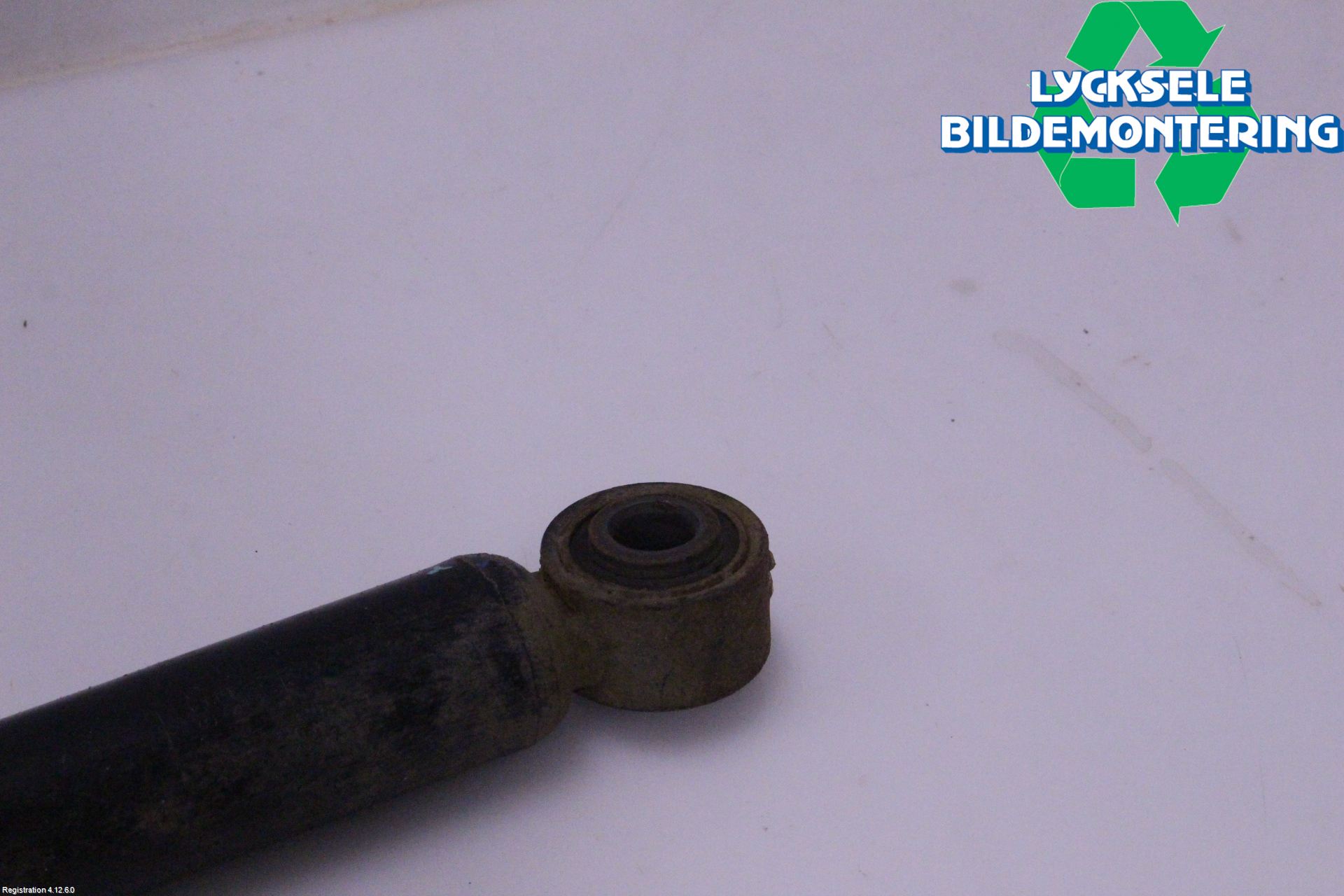 Suzuki SX4 S-CROSS 22- Stötdämpare Bak