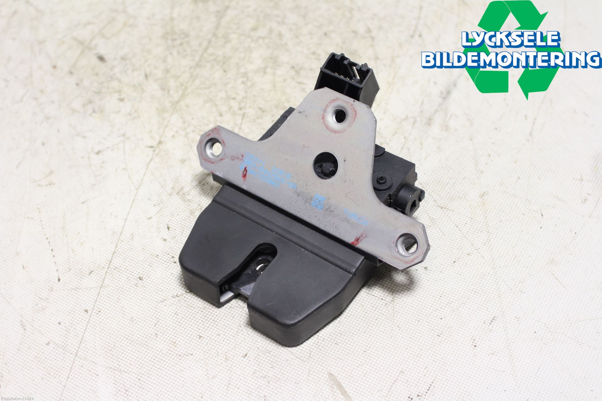 Ford FOCUS 11-14 Låskista Baklucka