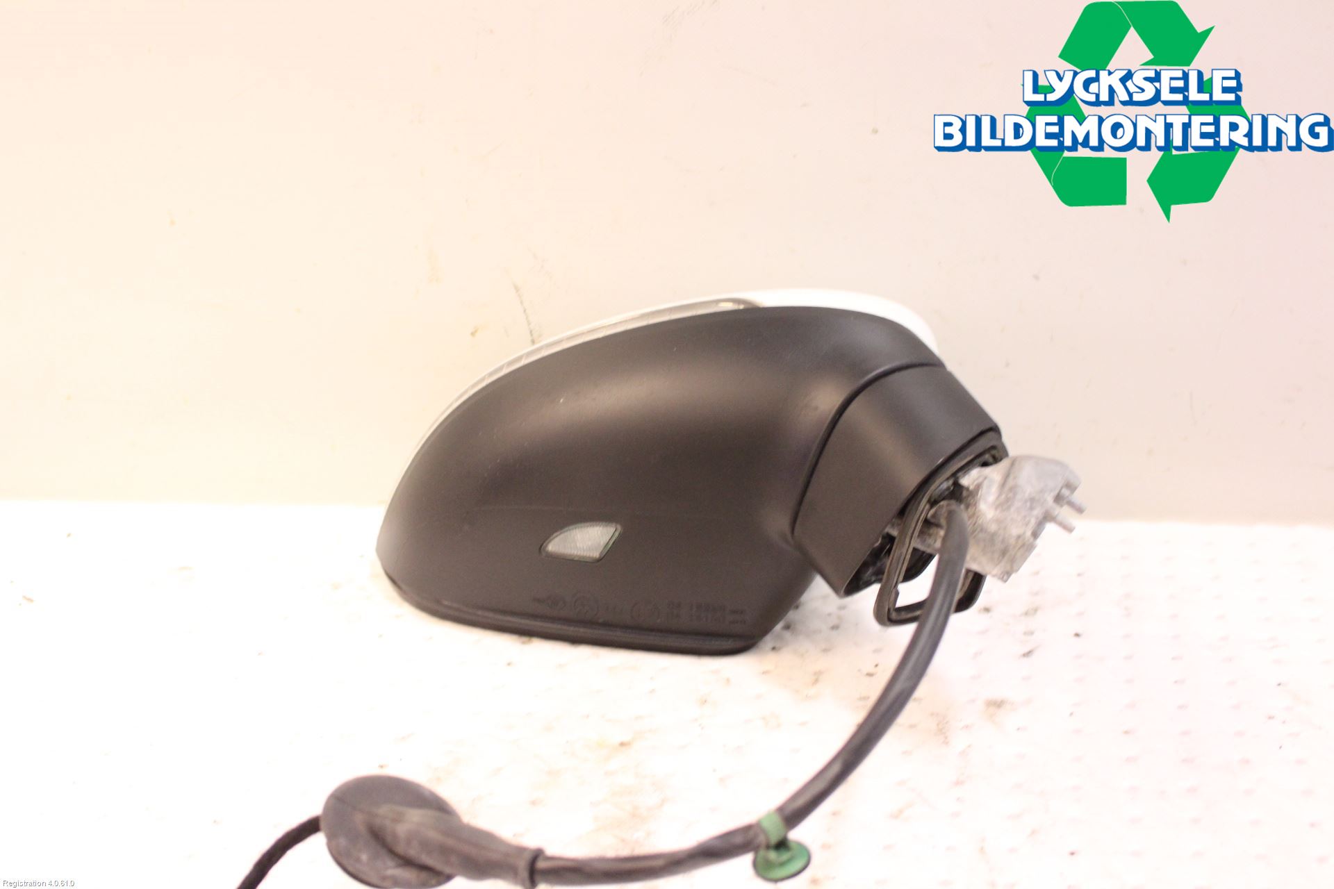 Volkswagen VW PASSAT 15-19 Spegel Yttre El Hö