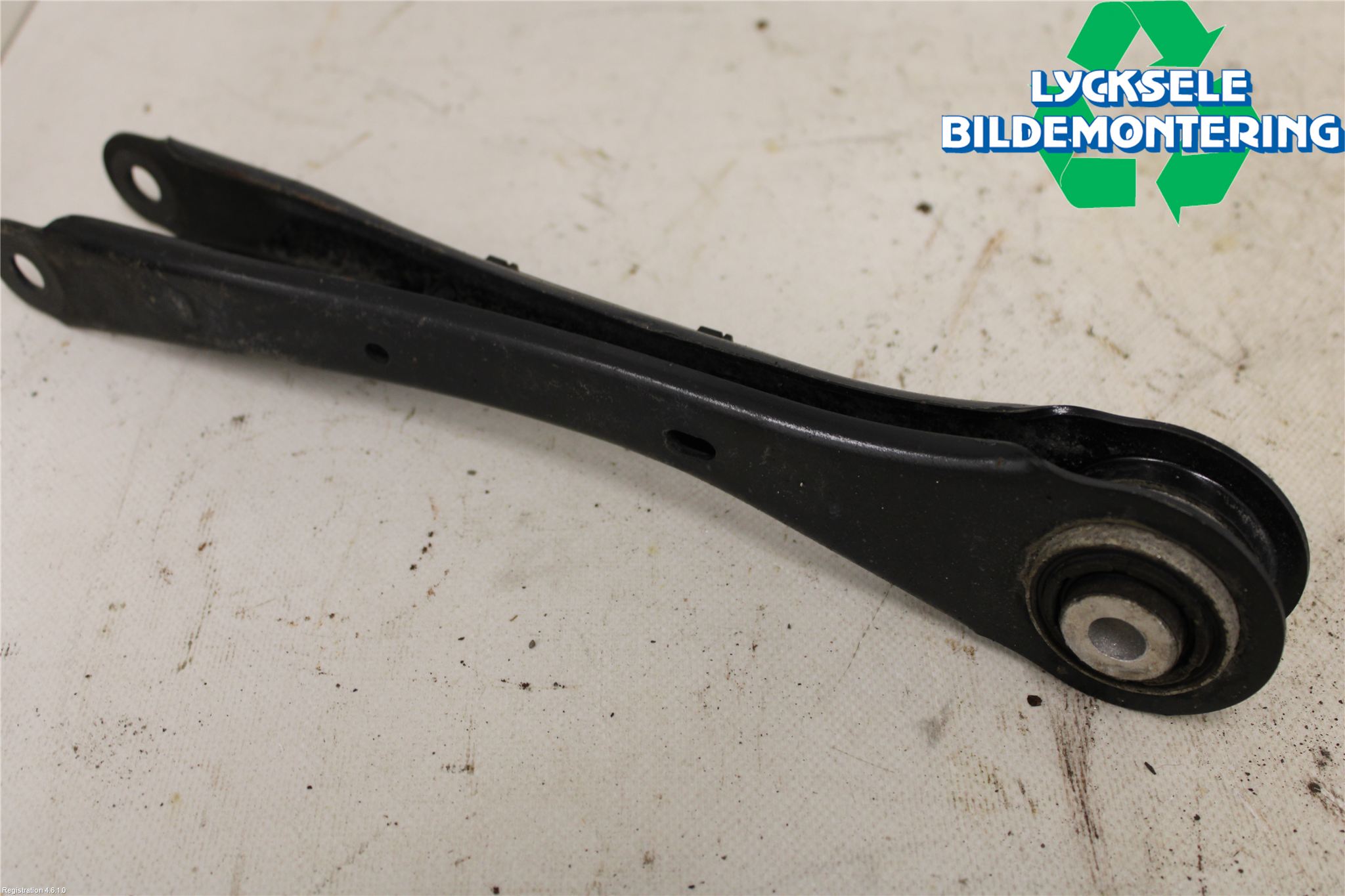 Volkswagen VW ID.3 21- Bärarm Bak Vä-Hö