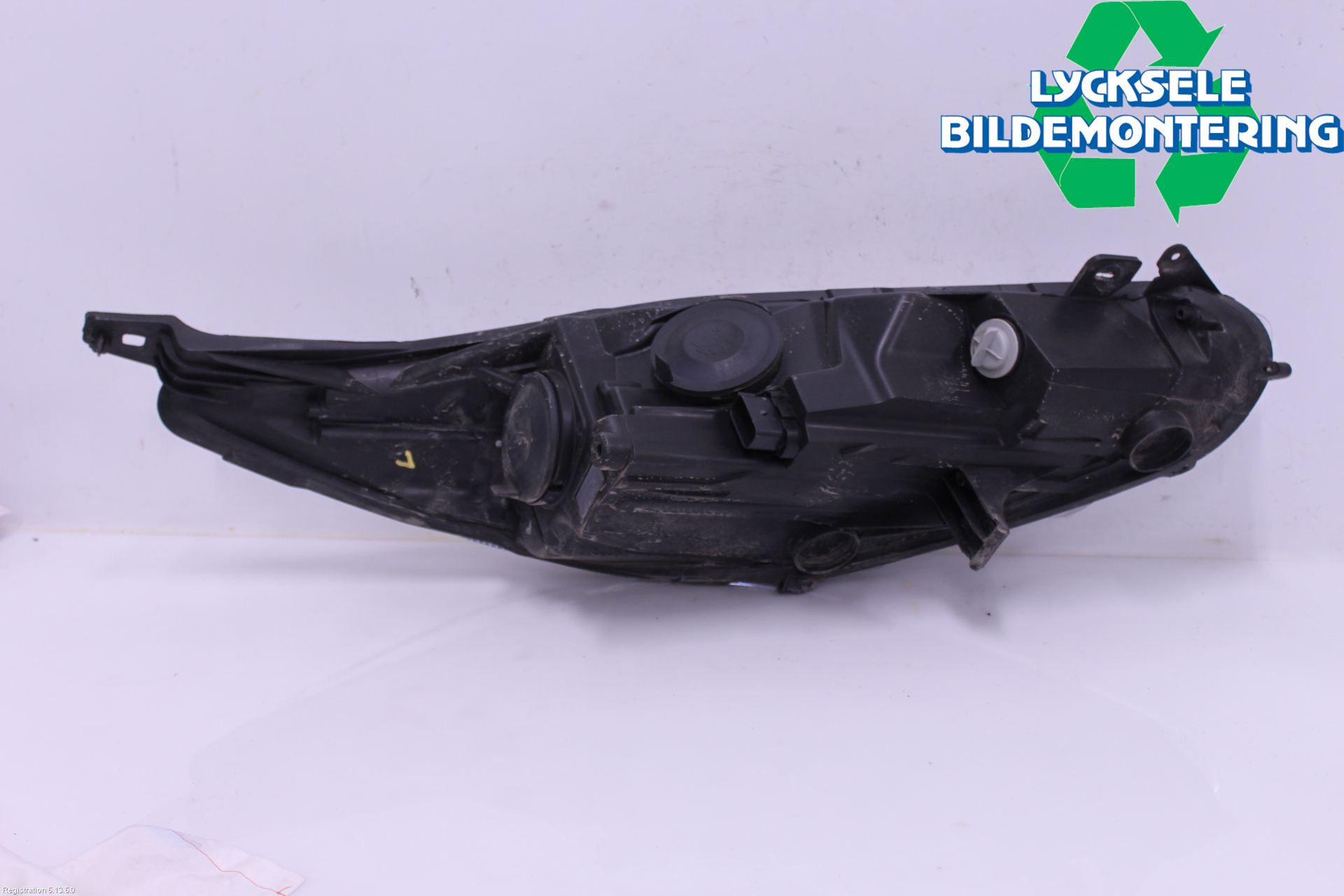 Ford FIESTA 13-17 Strålkastare Vänster
