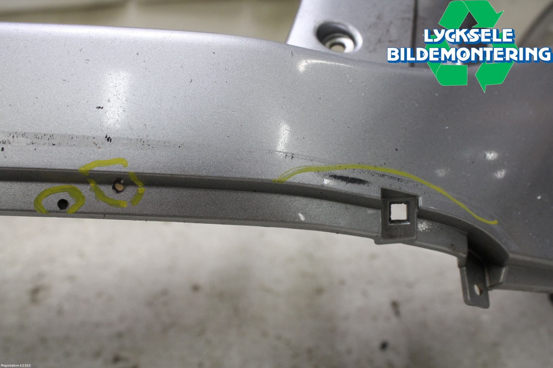 Citroen C-CROSSER Stötfångarbeklädnad Fram