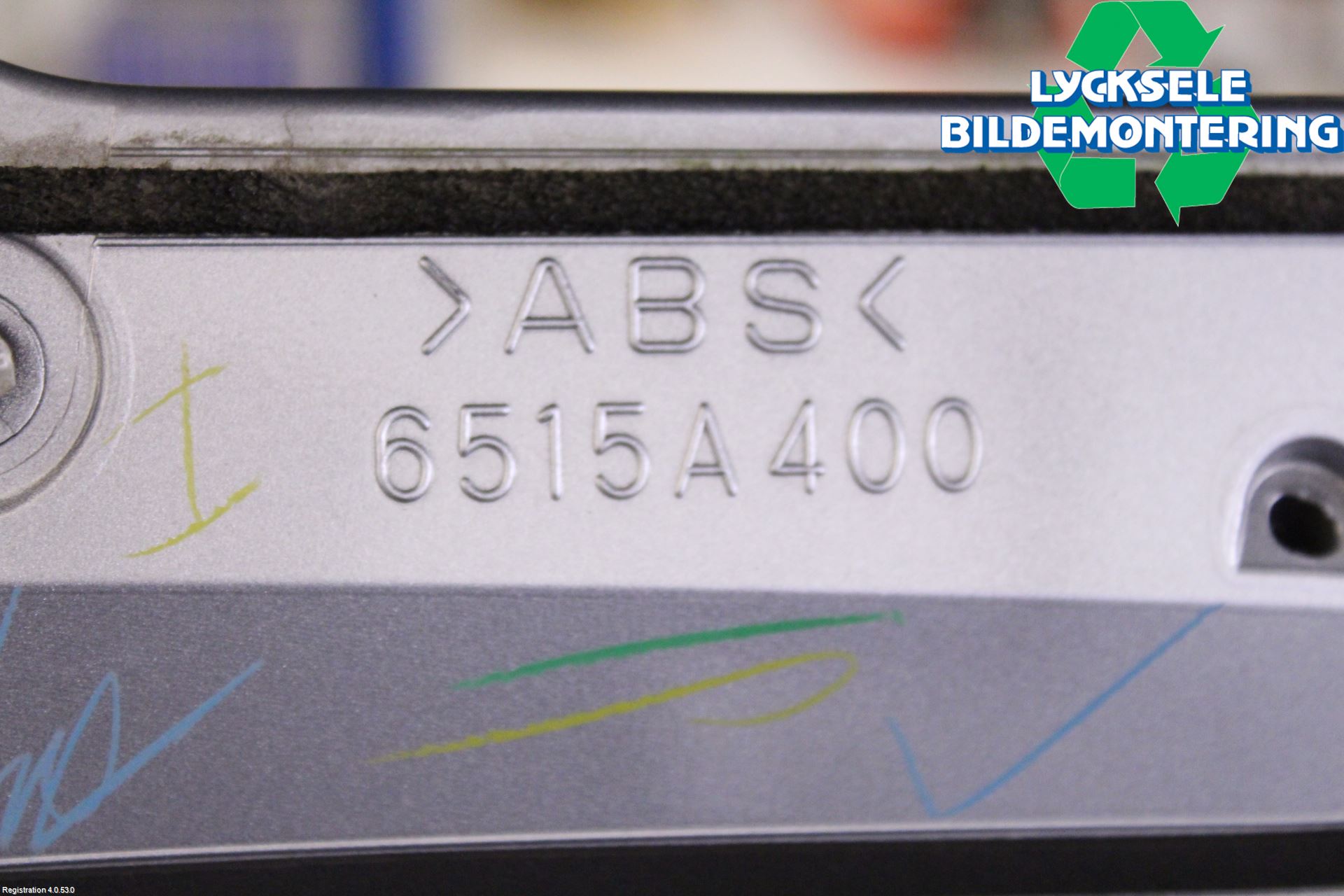 Mitsubishi SPACE STAR 13- Spoiler Bak