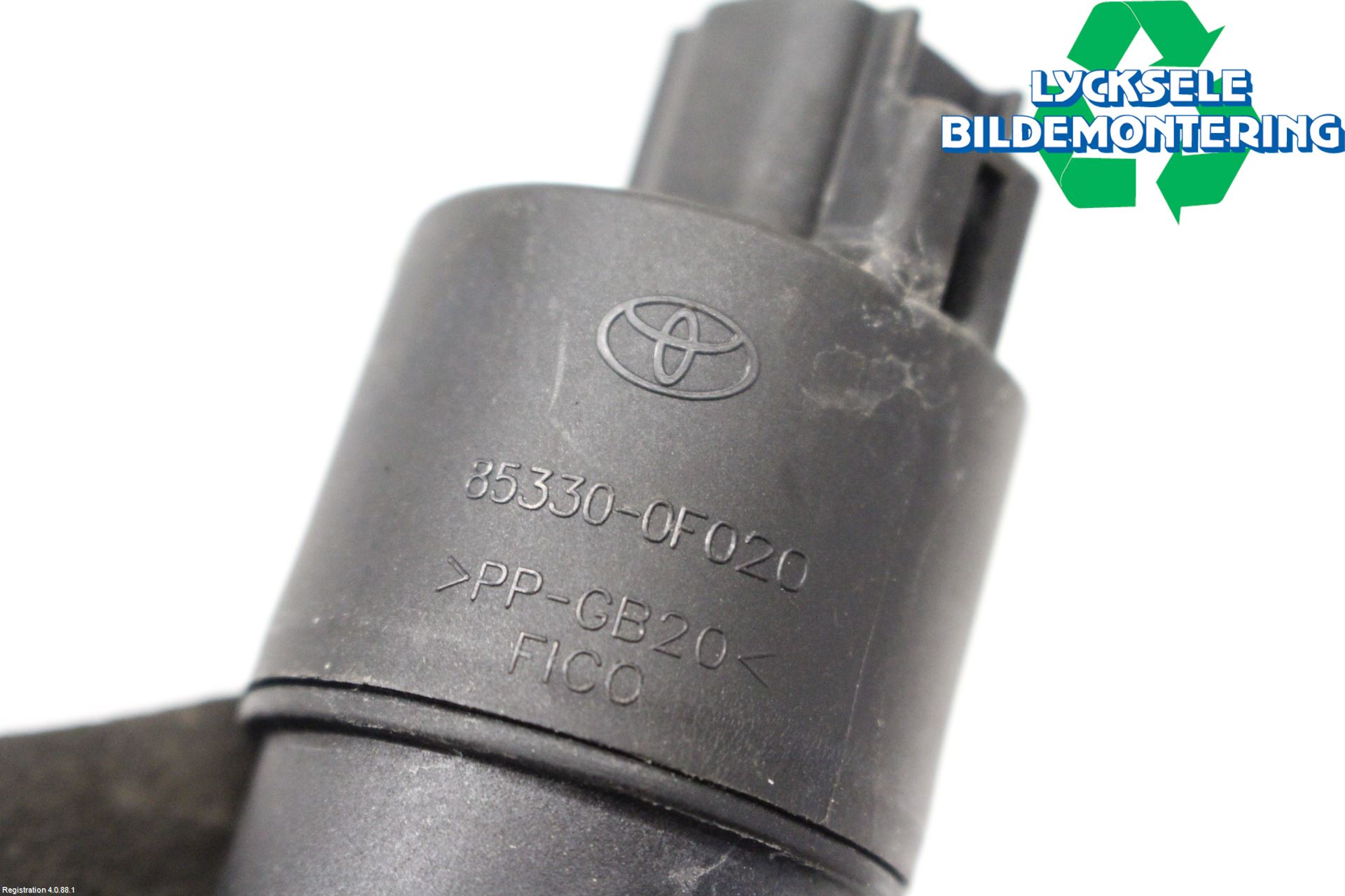 Toyota VERSO 09-18 Spolarpump Baklucka