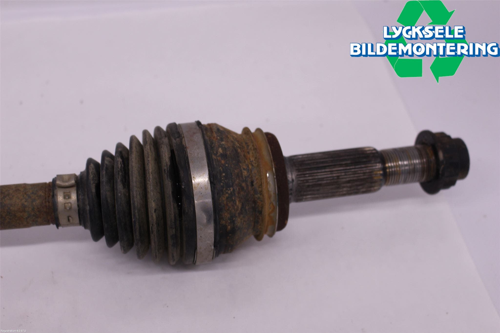 Toyota RAV4 19- Drivaxel Bak Höger