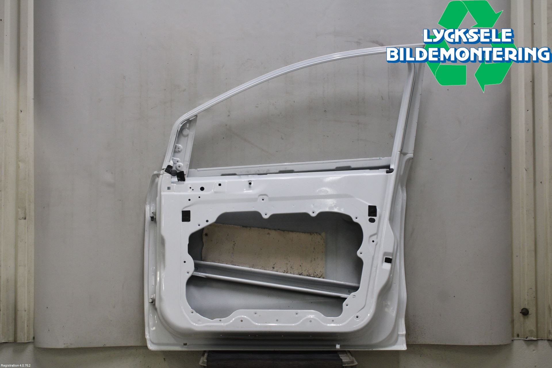 Ford KUGA 08-12 Dörr Fram Höger