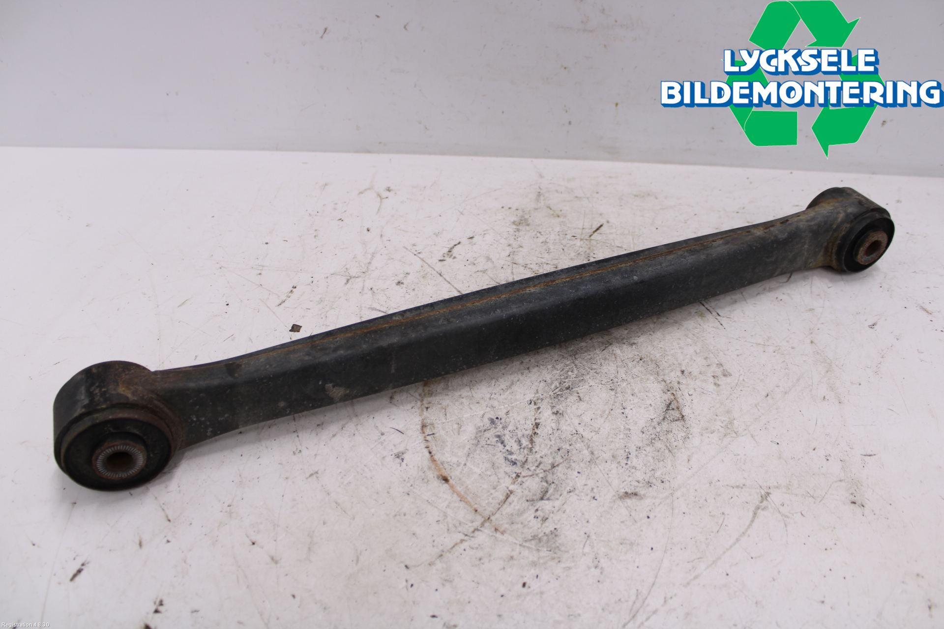 Dodge PICK UP RAM 81- Bärarm Bak Höger