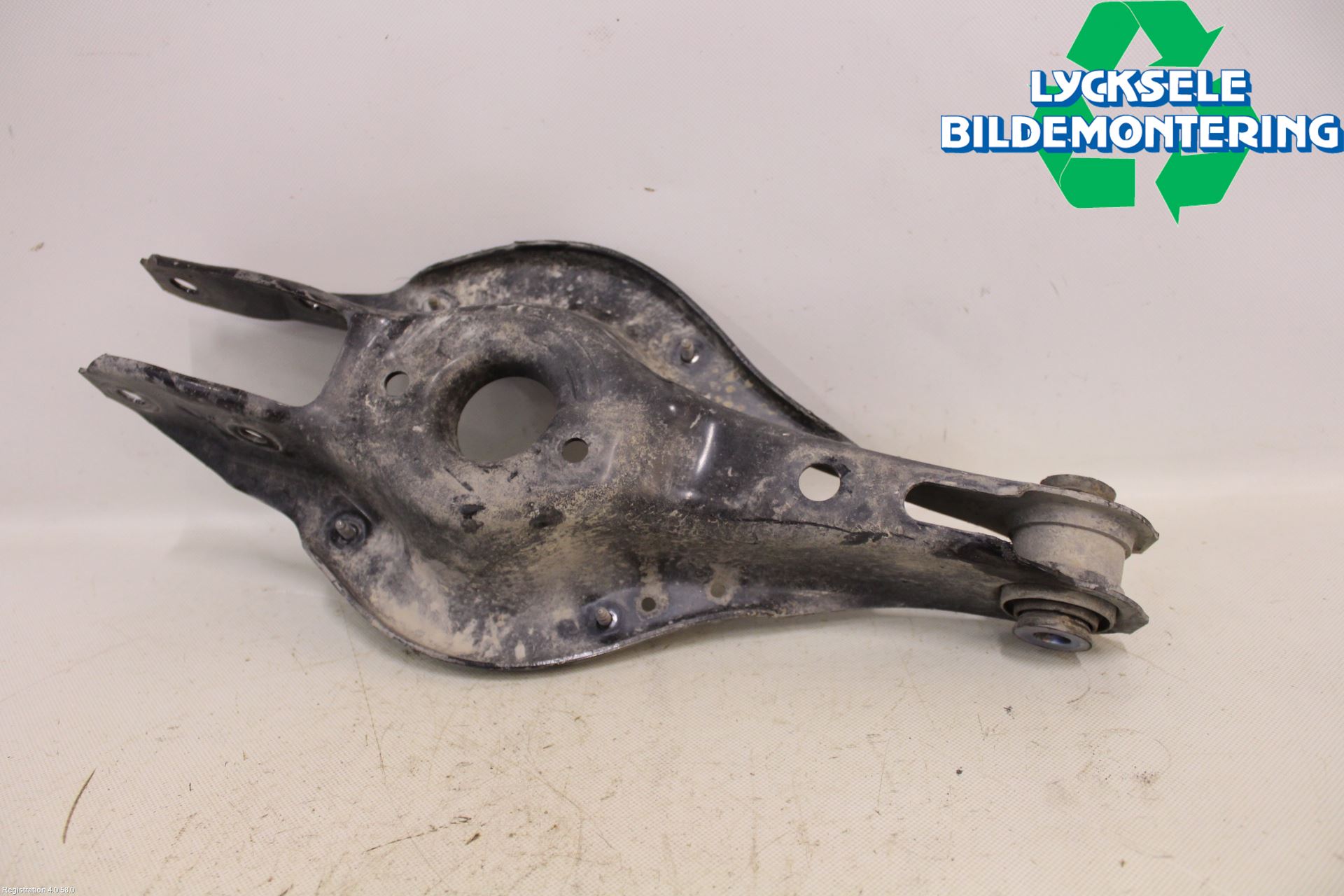 BMW 3 F30/F31/F80 12-19 Bärarm Bak Vänster