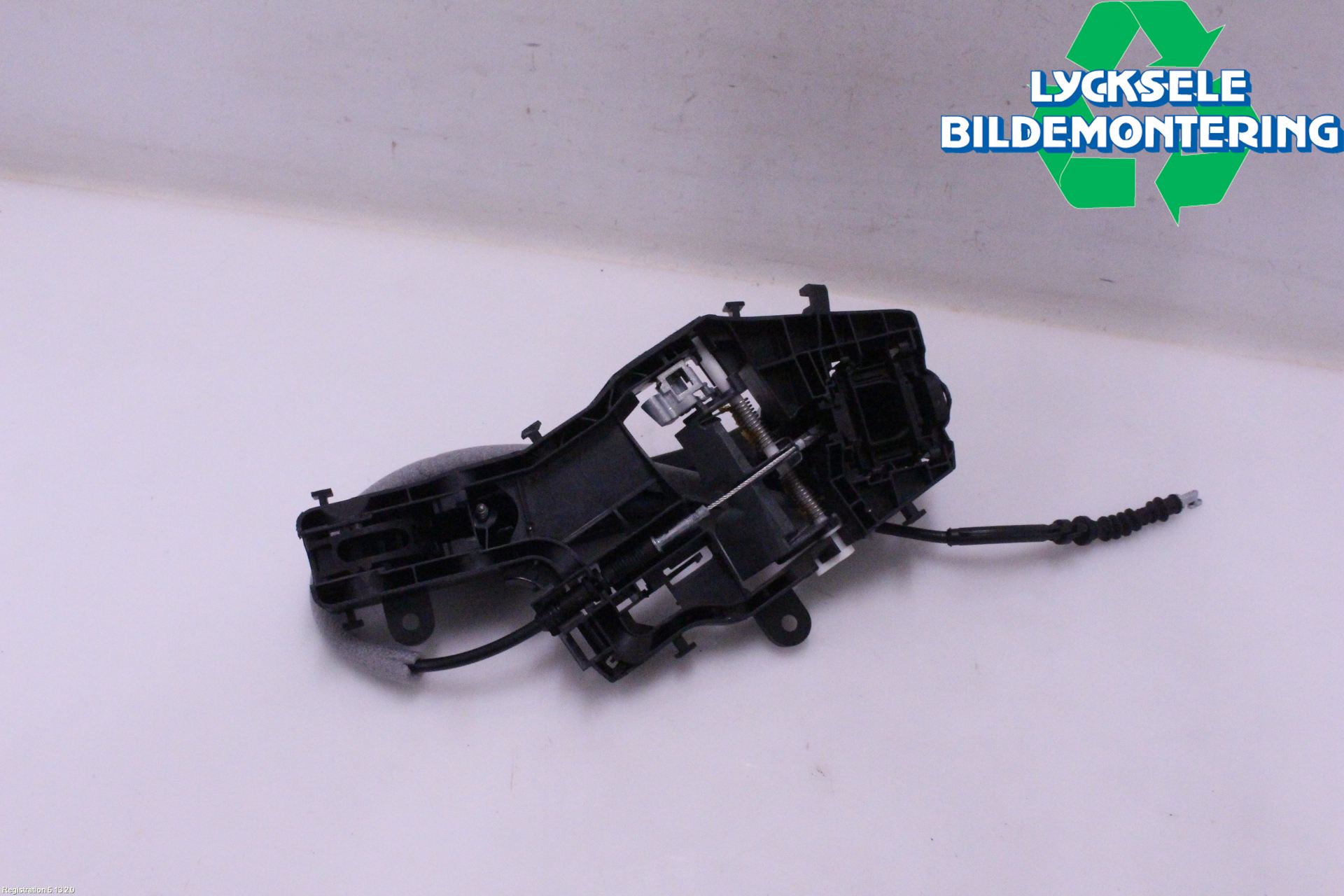 Volkswagen VW PASSAT 20-24 Dörrhandtag Yttre Hö