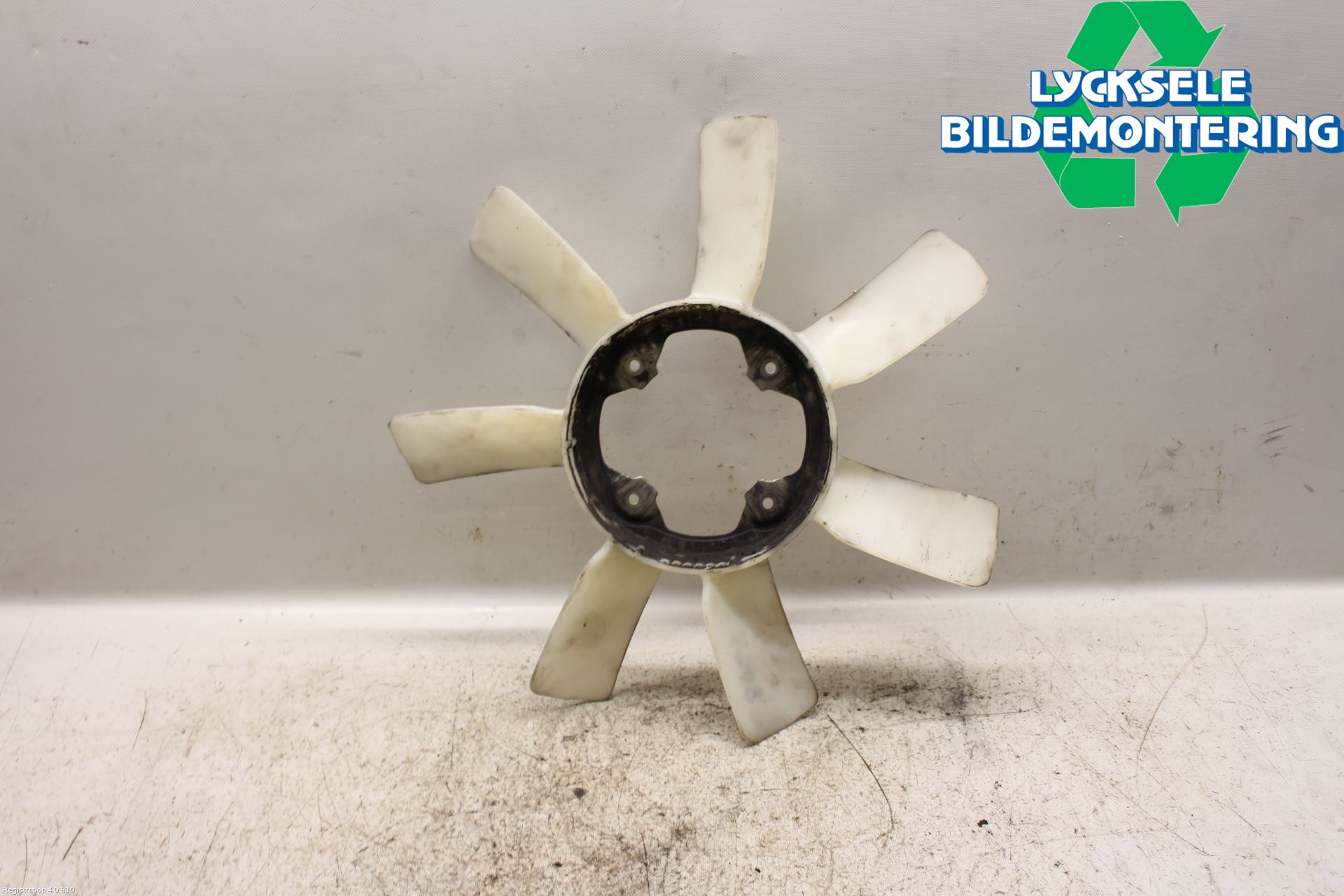 Nissan NAVARA 05-16 Kylfläkt-Vinge