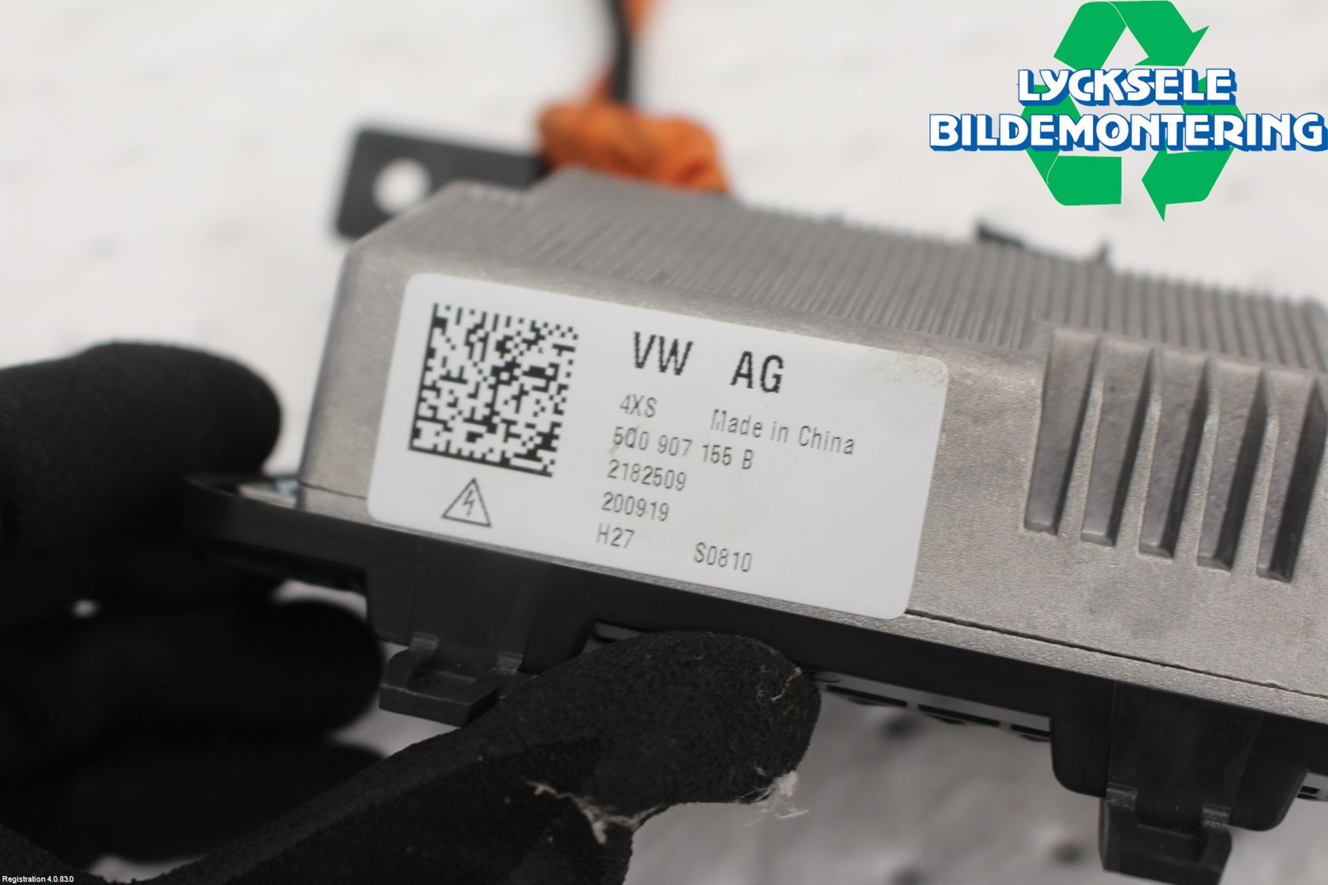 Skoda SUPERB 16-24 Inverter 12 -> 220 V