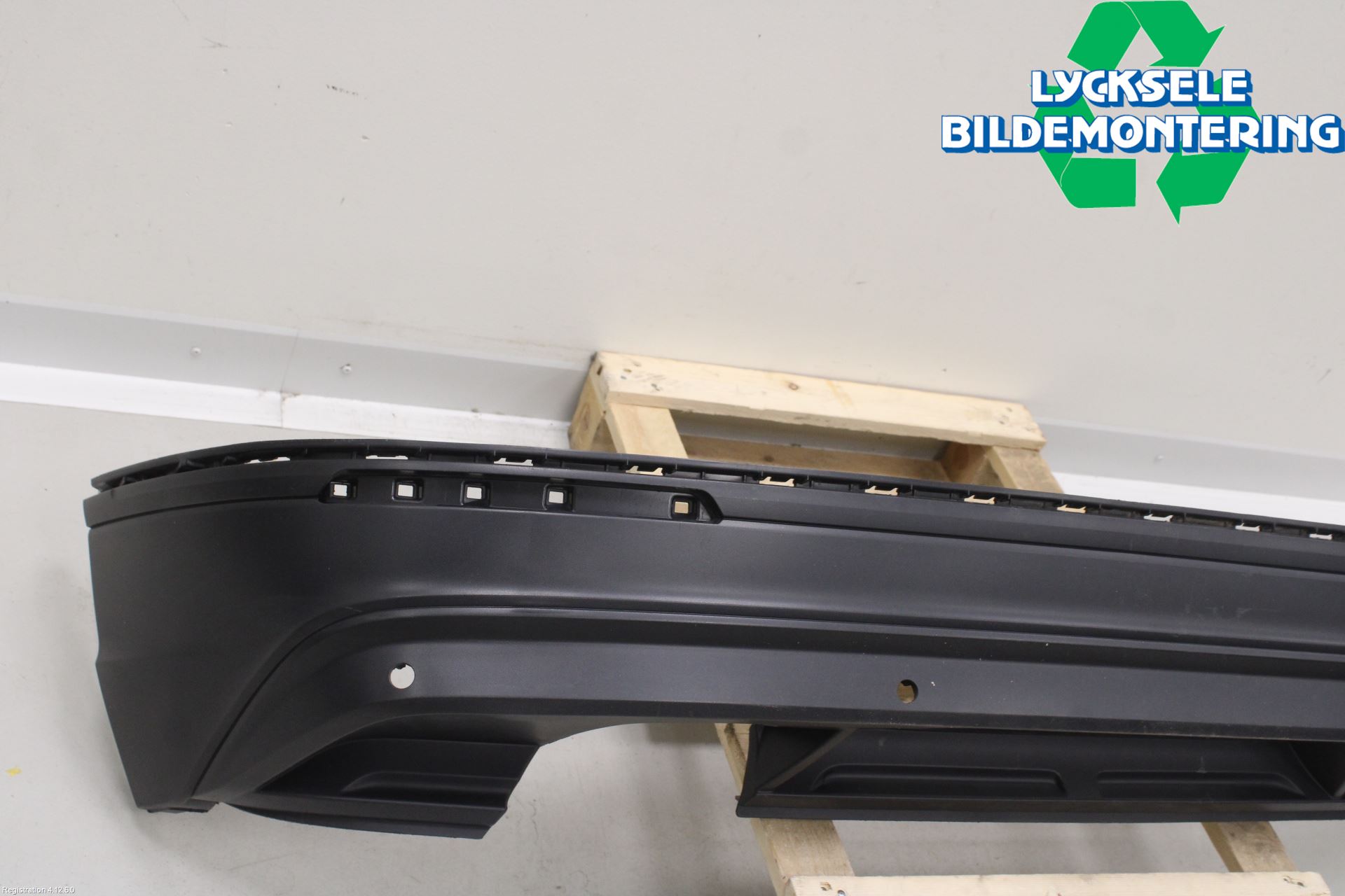 Volkswagen VW TIGUAN 16-24 Stötfångarbeklädnad Bak