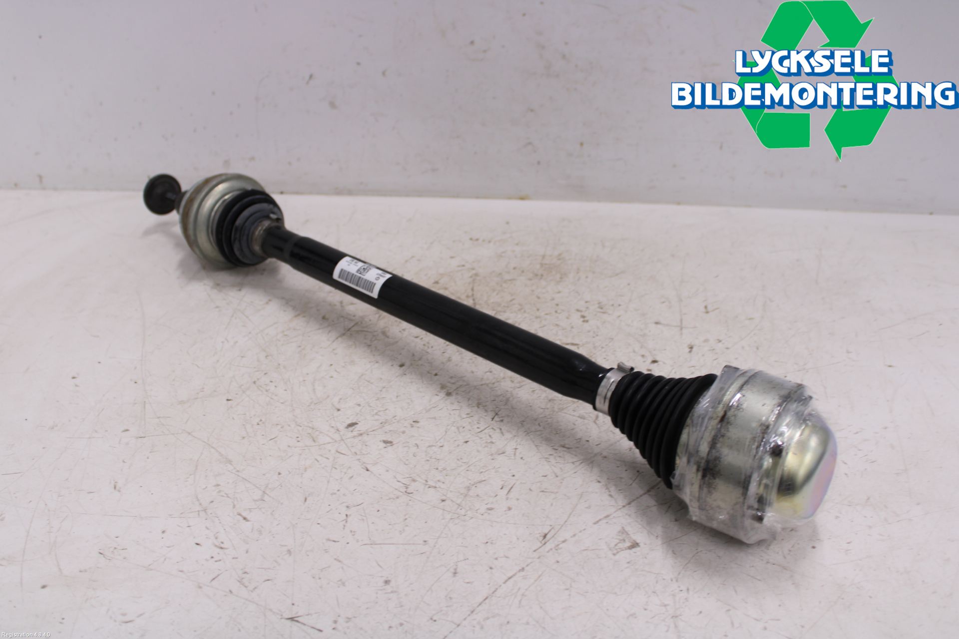 Audi A4/S4 B9 20- Drivaxel Bak Vänster