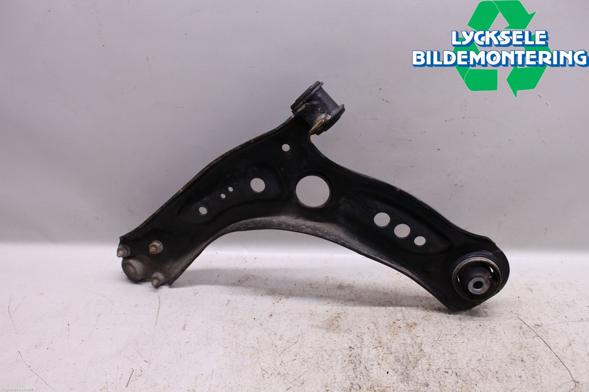 Volkswagen VW GOLF / E-GOLF VII 13-20 Bärarm Fram Undre Hö