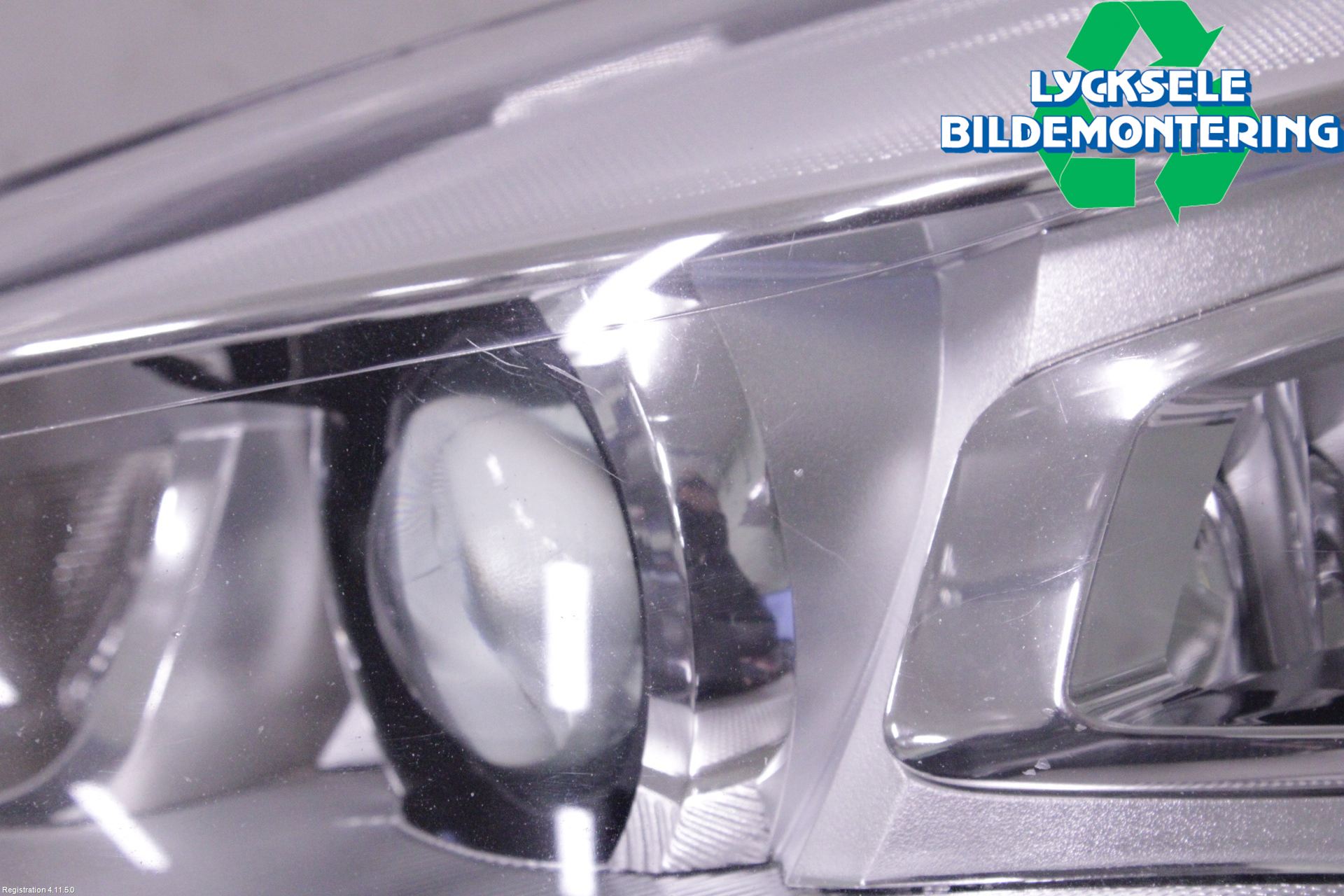 Ford KUGA 13-16 Strålkastare Vänster