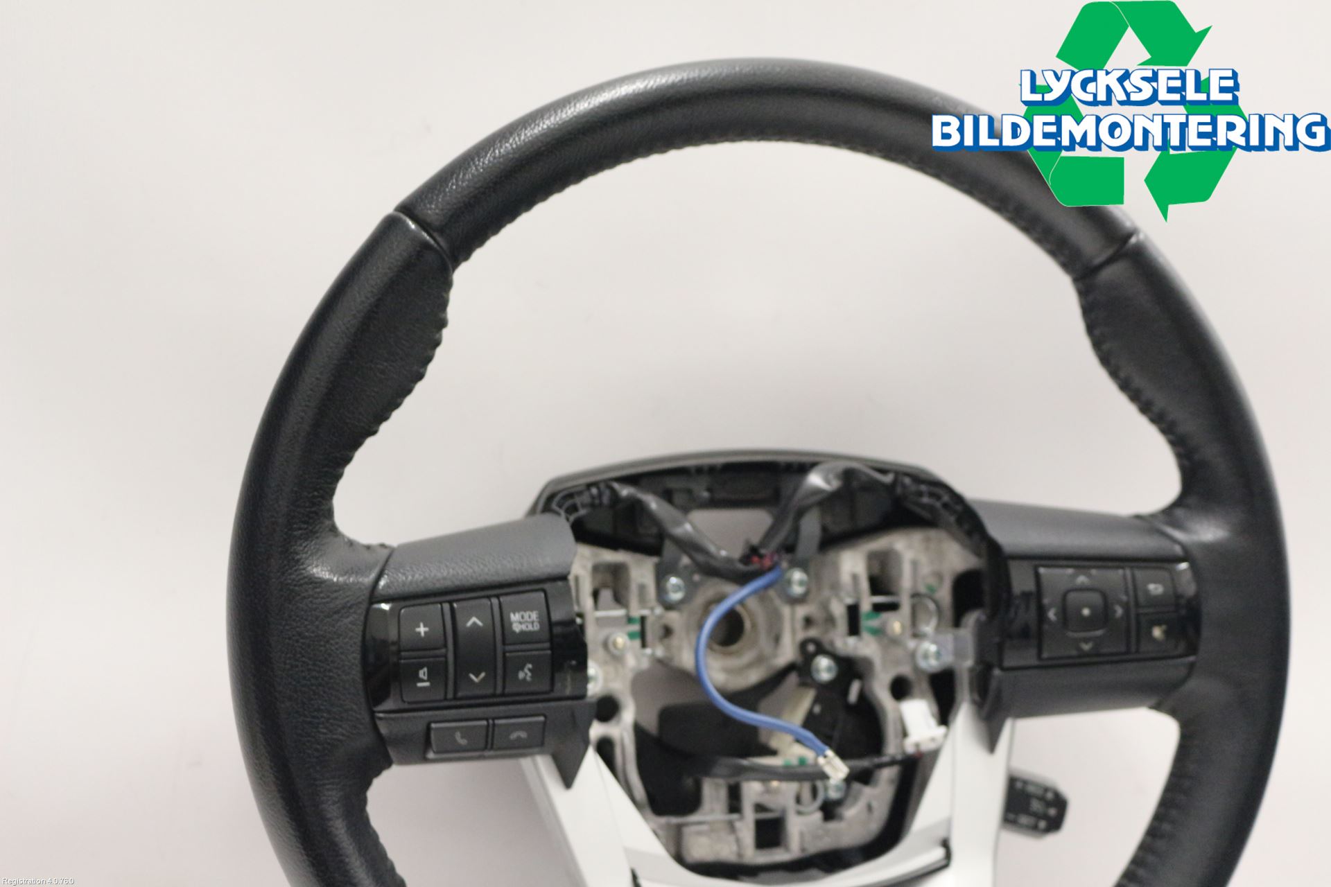 Toyota HILUX 16- Ratt