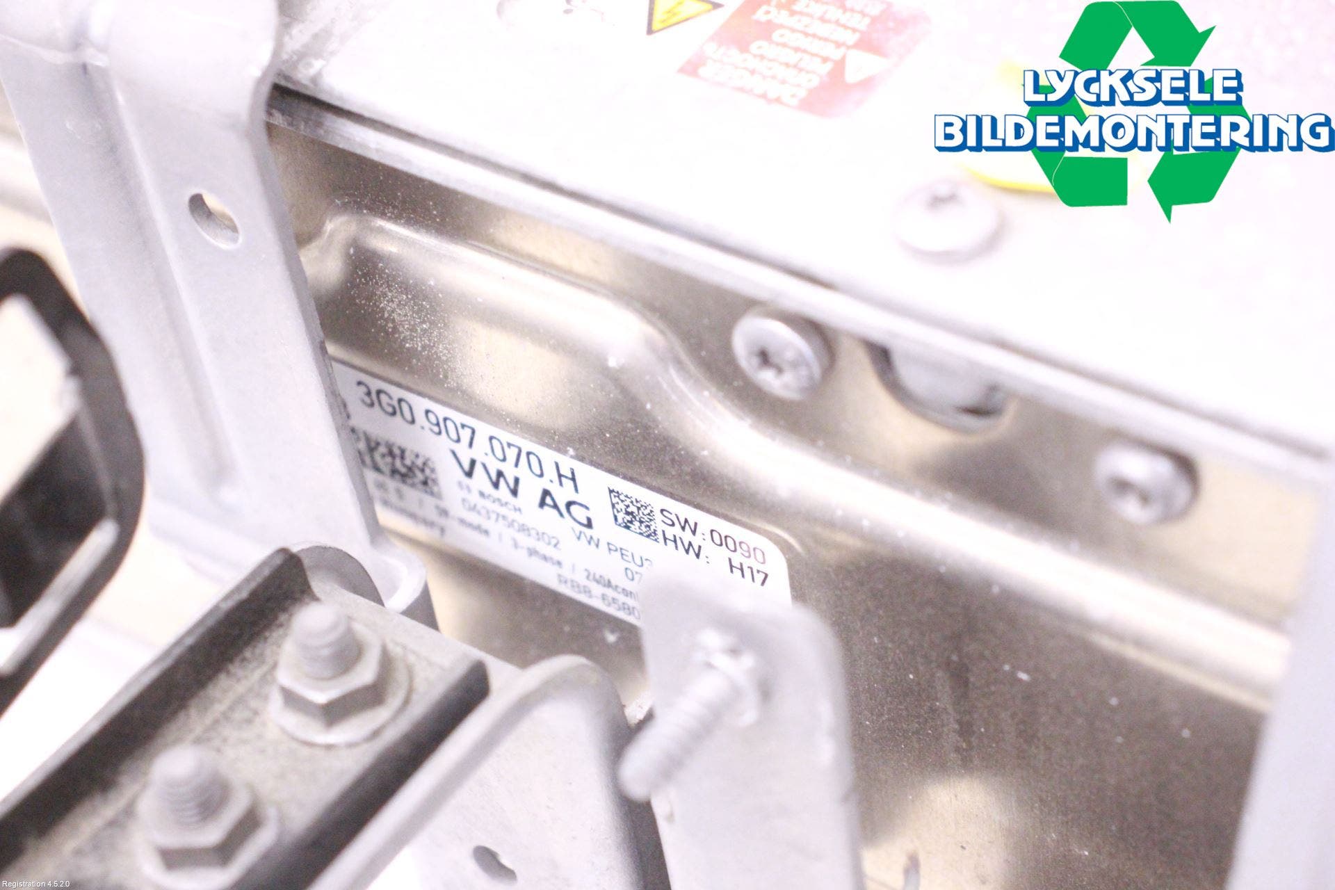 Skoda SUPERB 16-24 Hybridconverter