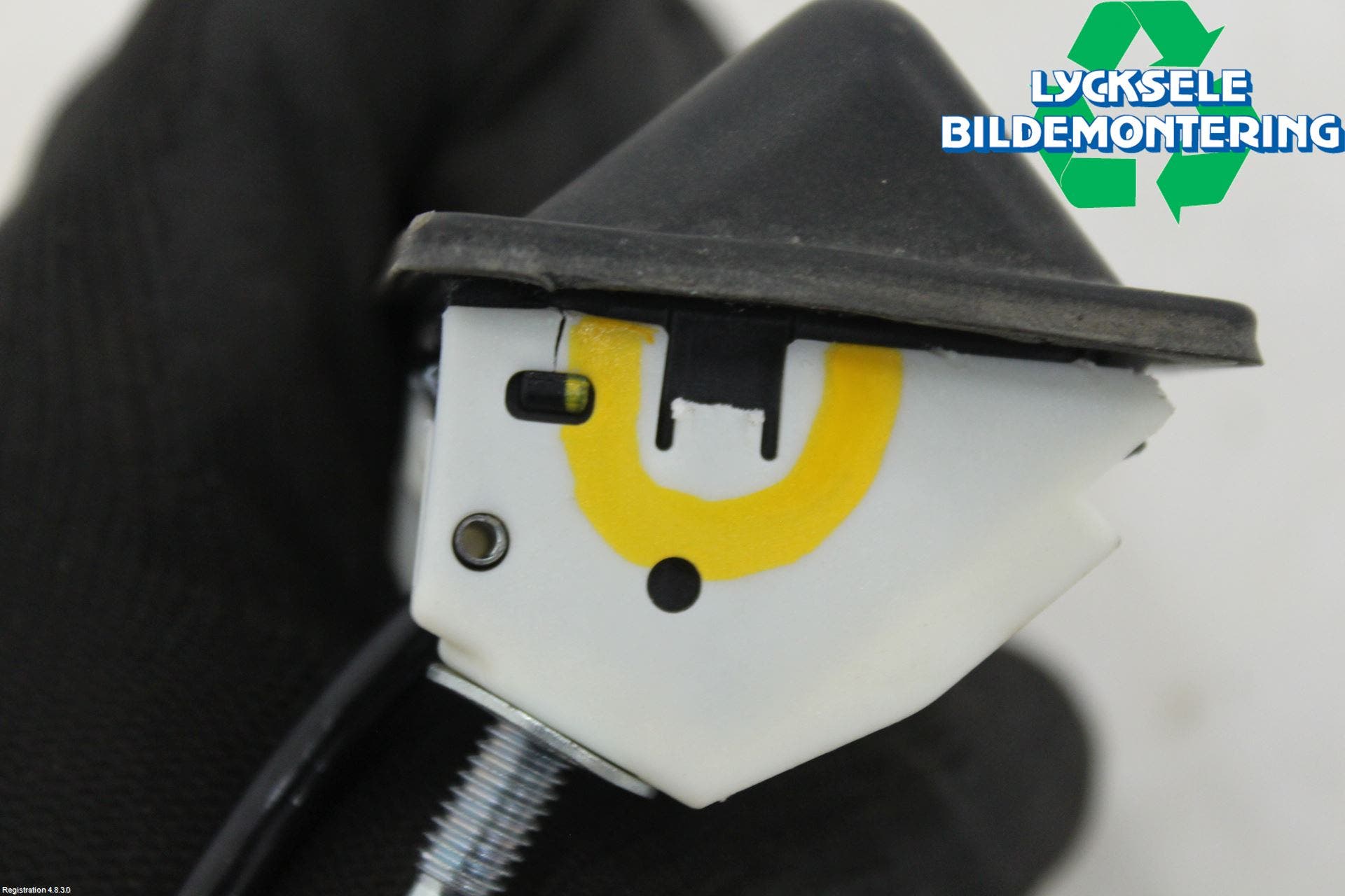 Audi A6 ALLROAD 12-18 Bakluckehandtag