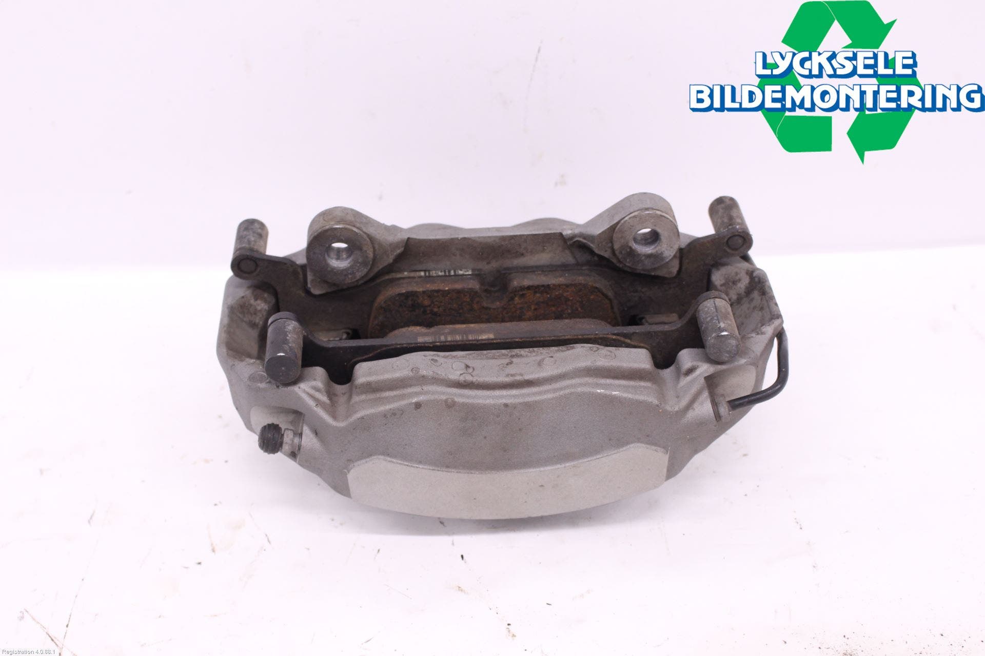 Audi A6 F2/C8 19- Bromsok Fram Höger